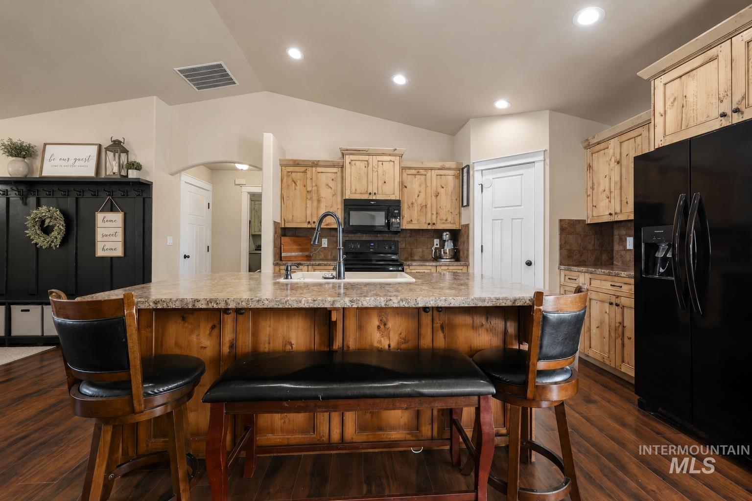311 Red Rock Trail Property Photo 7