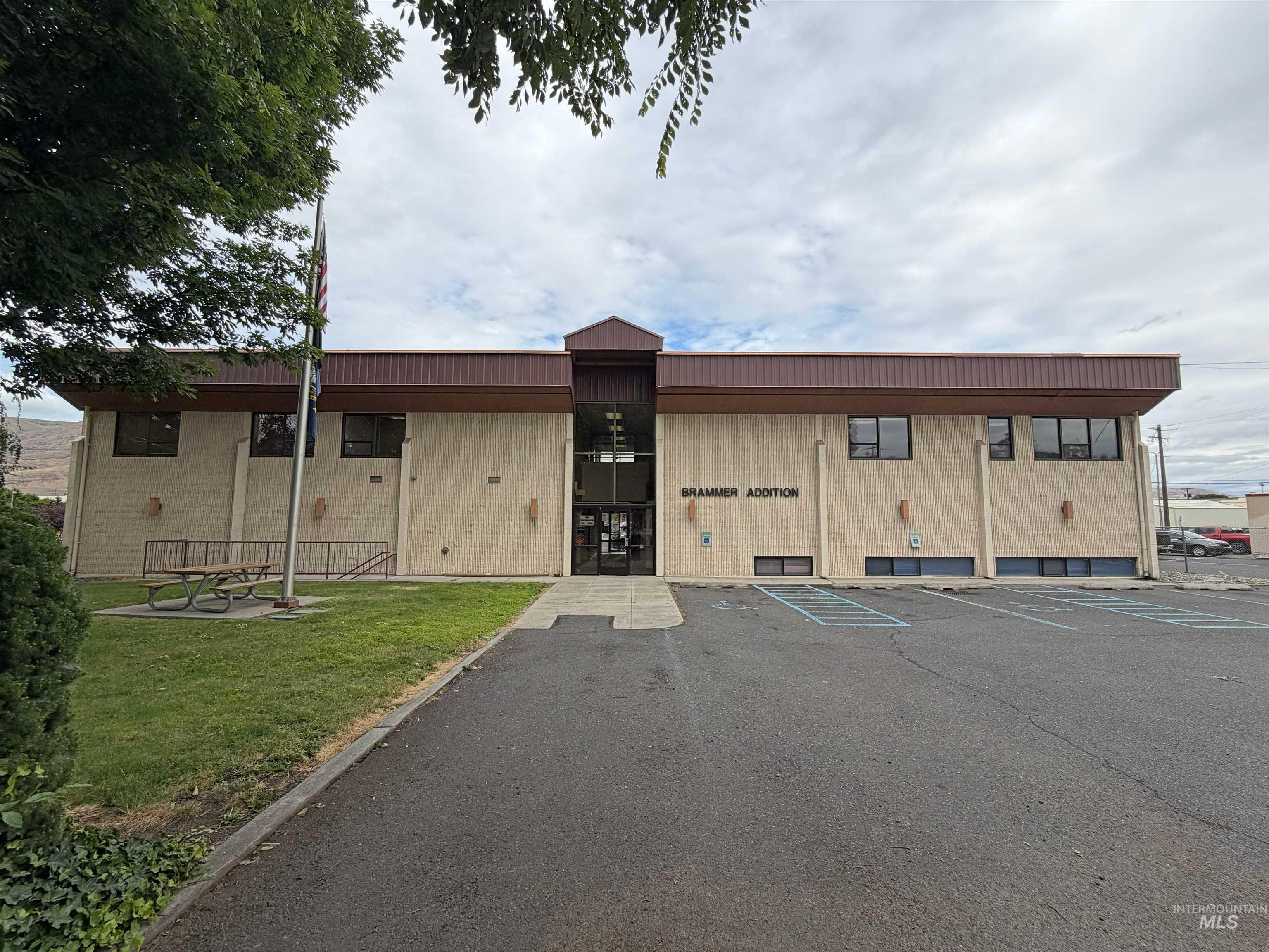 1225 Idaho Street Property Photo 1