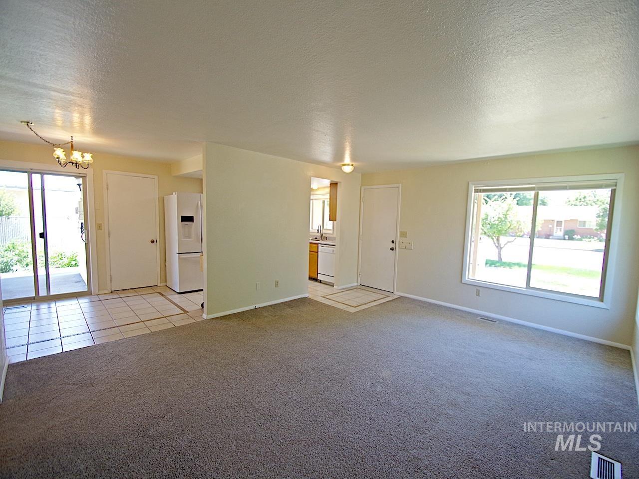 860 E Commercial Property Photo 7