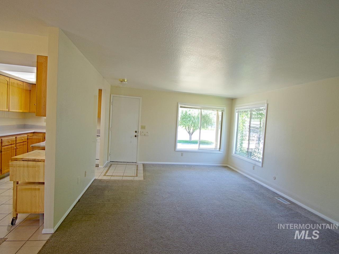 860 E Commercial Property Photo 9
