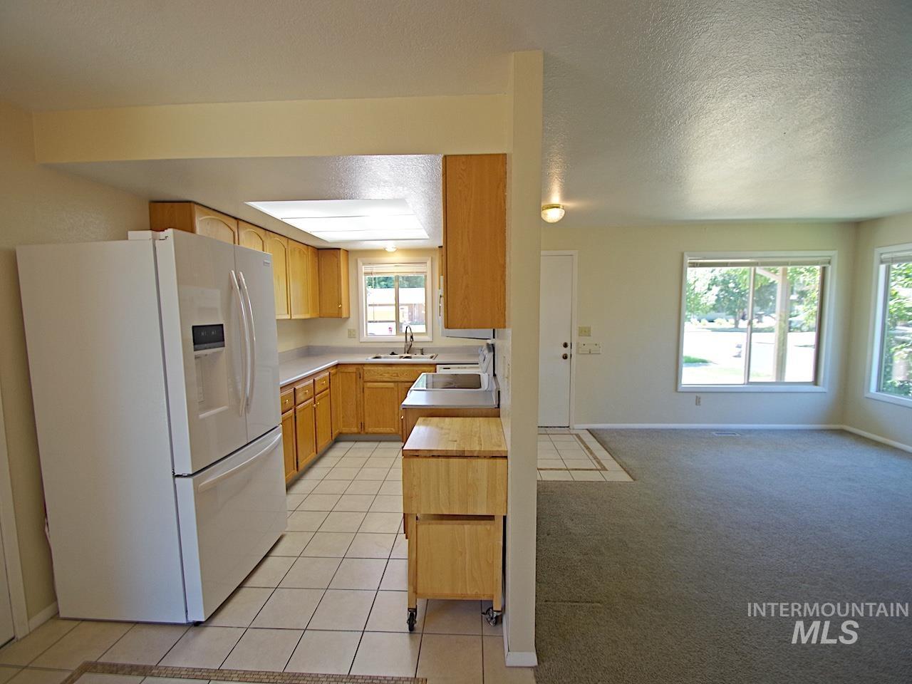 860 E Commercial Property Photo 13