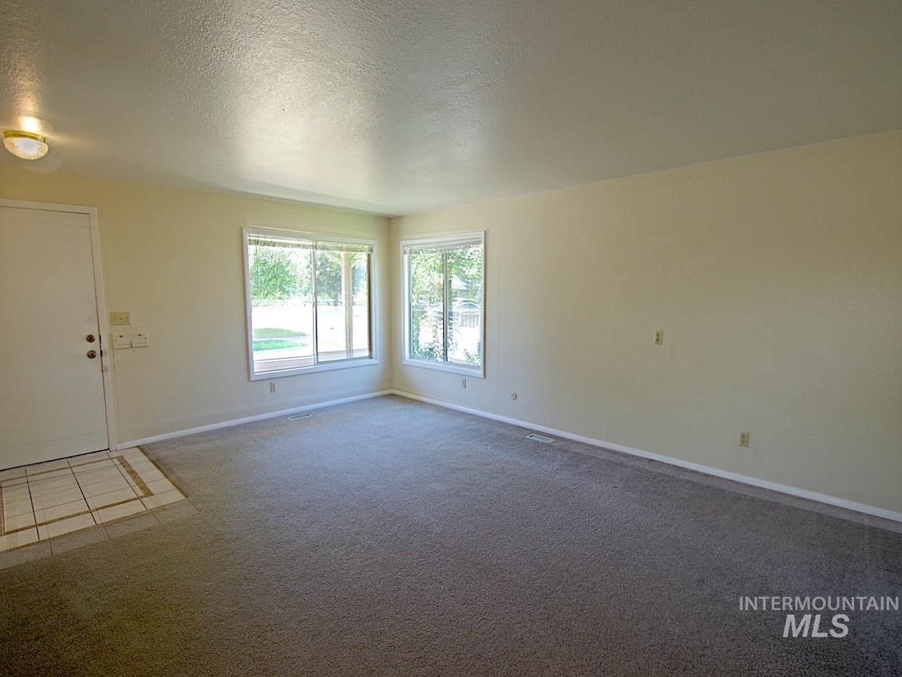 860 E Commercial Property Photo 17