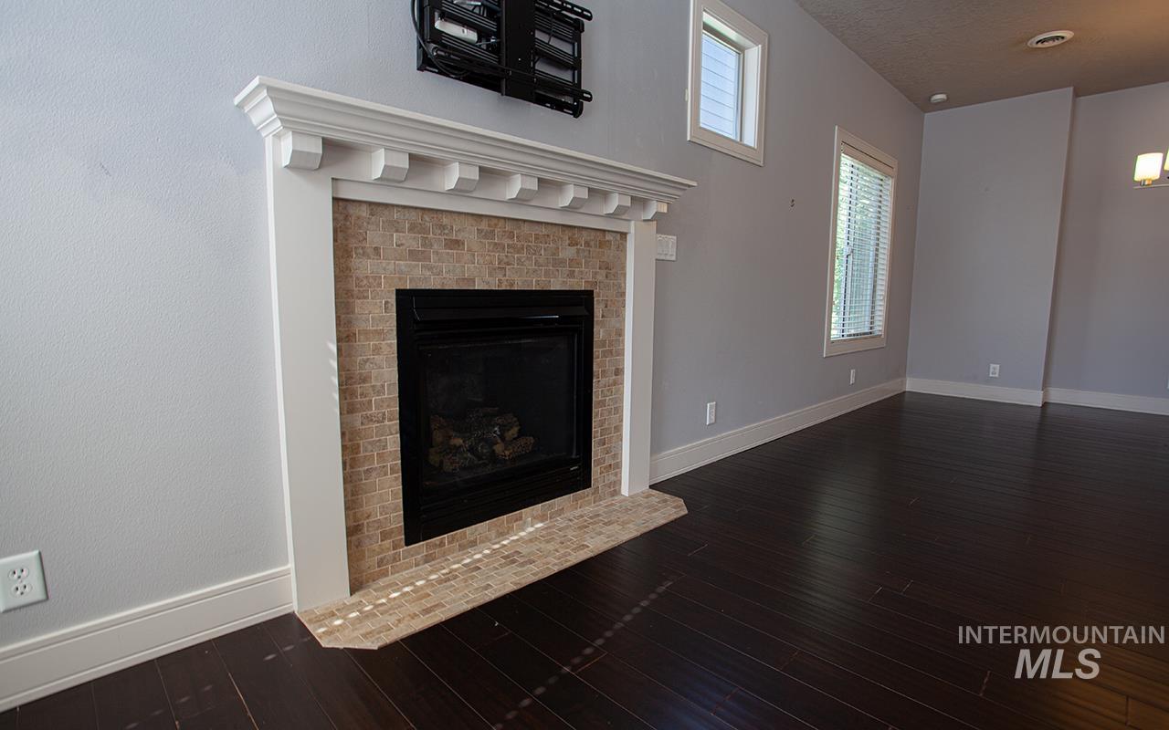 3967 N Park Crossing Ave Property Photo 6