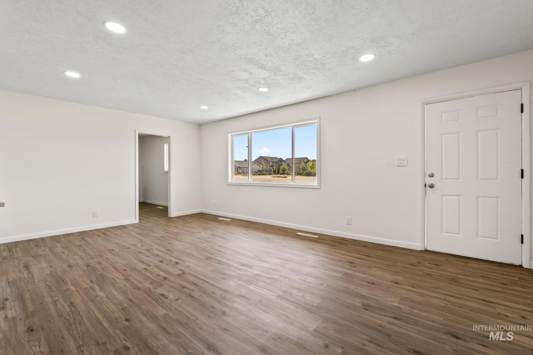 11236 Lone Star Road Property Photo 12