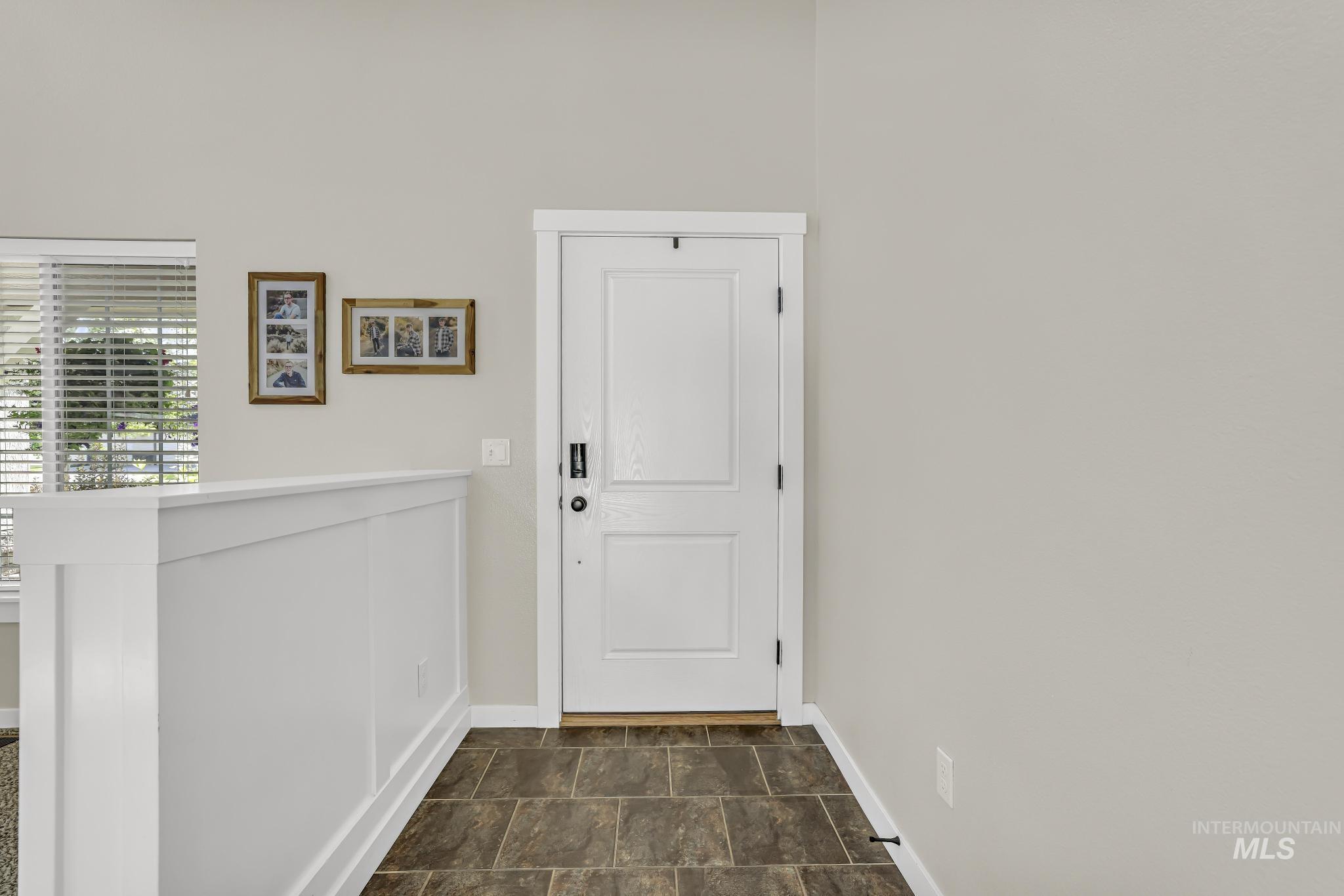 1505 N Lyndon St Property Photo 6