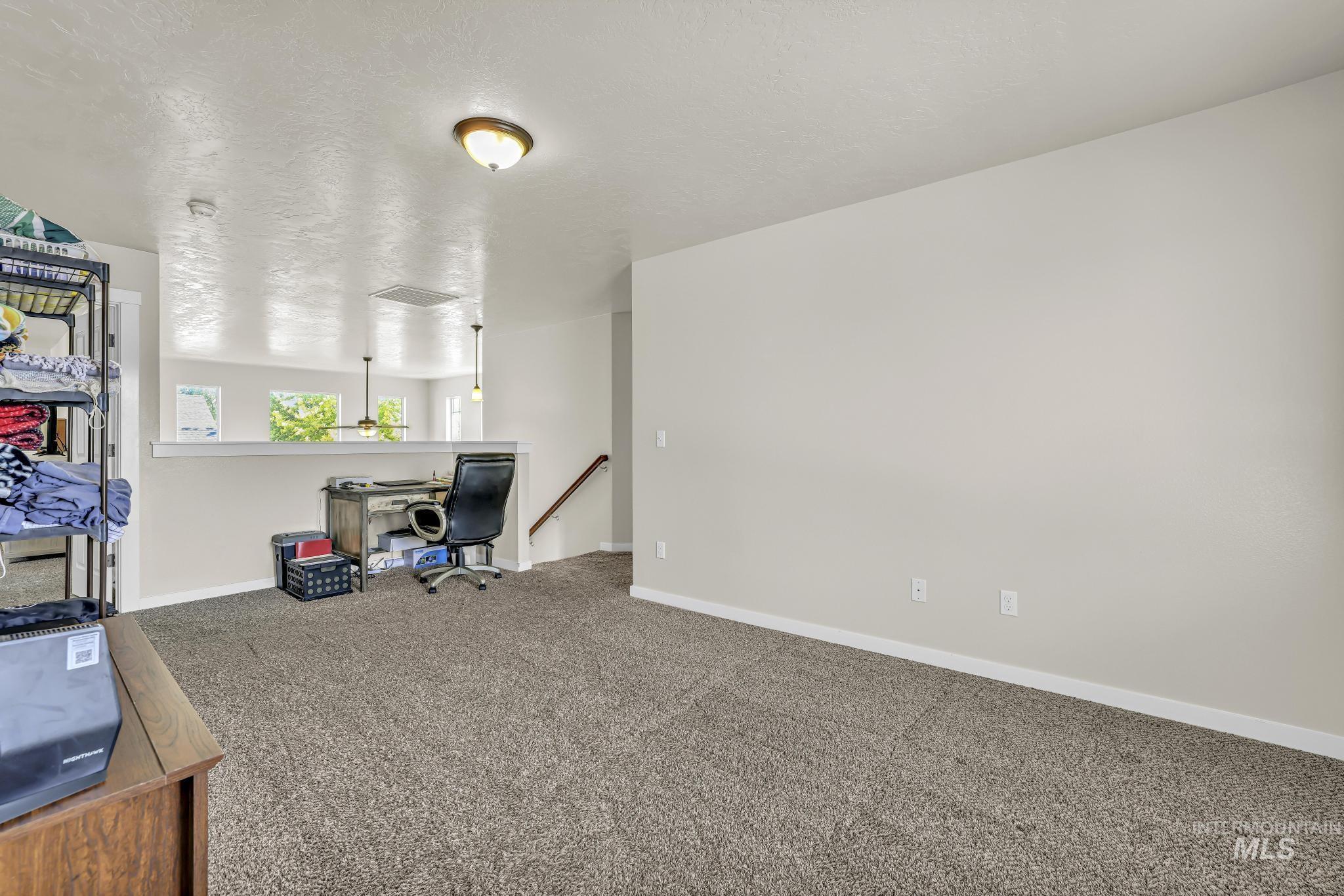 1505 N Lyndon St Property Photo 23