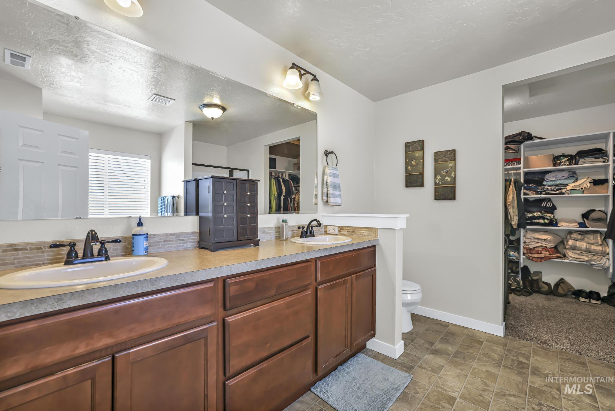 1505 N Lyndon St Property Photo 32