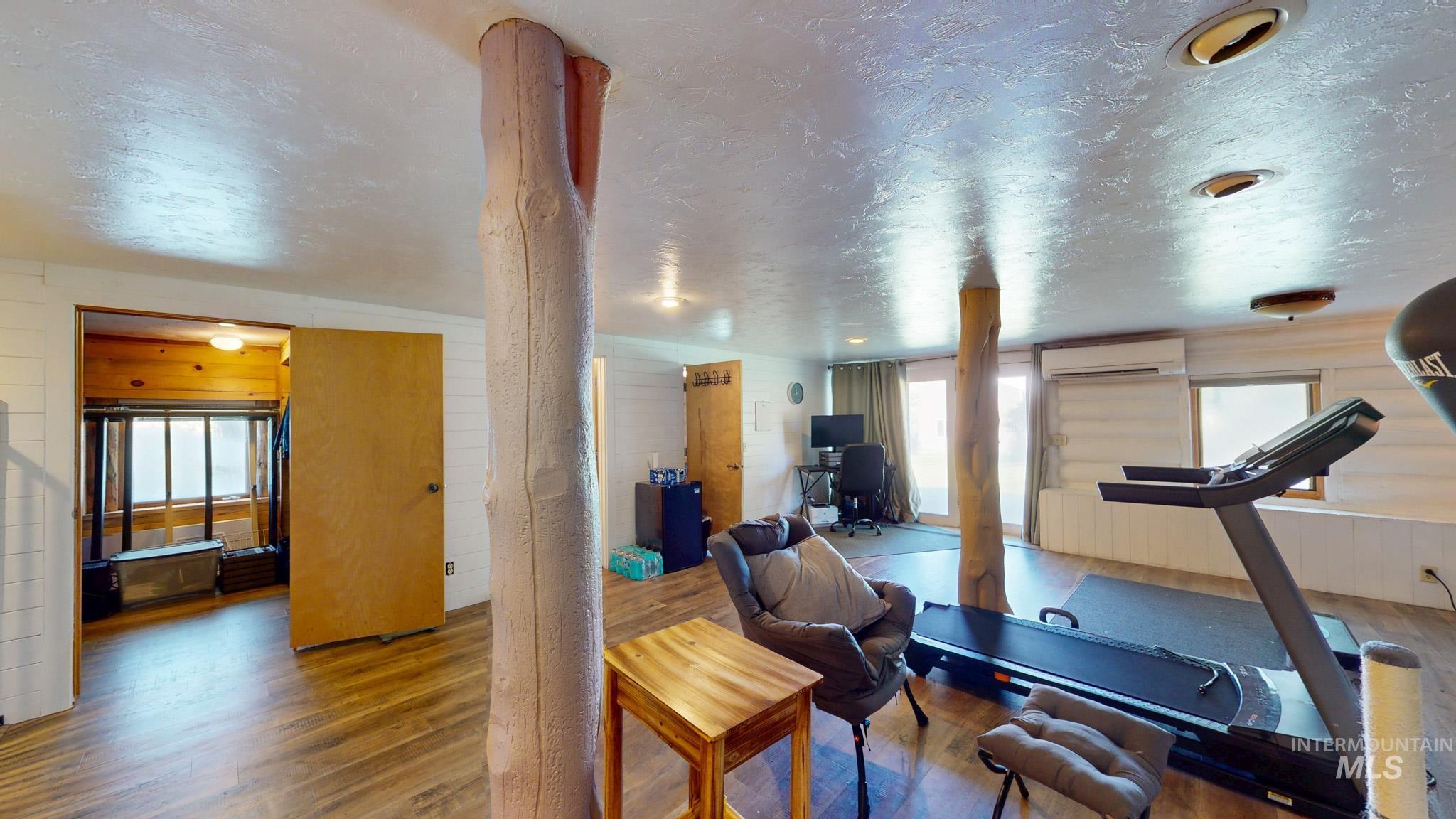 863 Pottery Road Property Photo 10