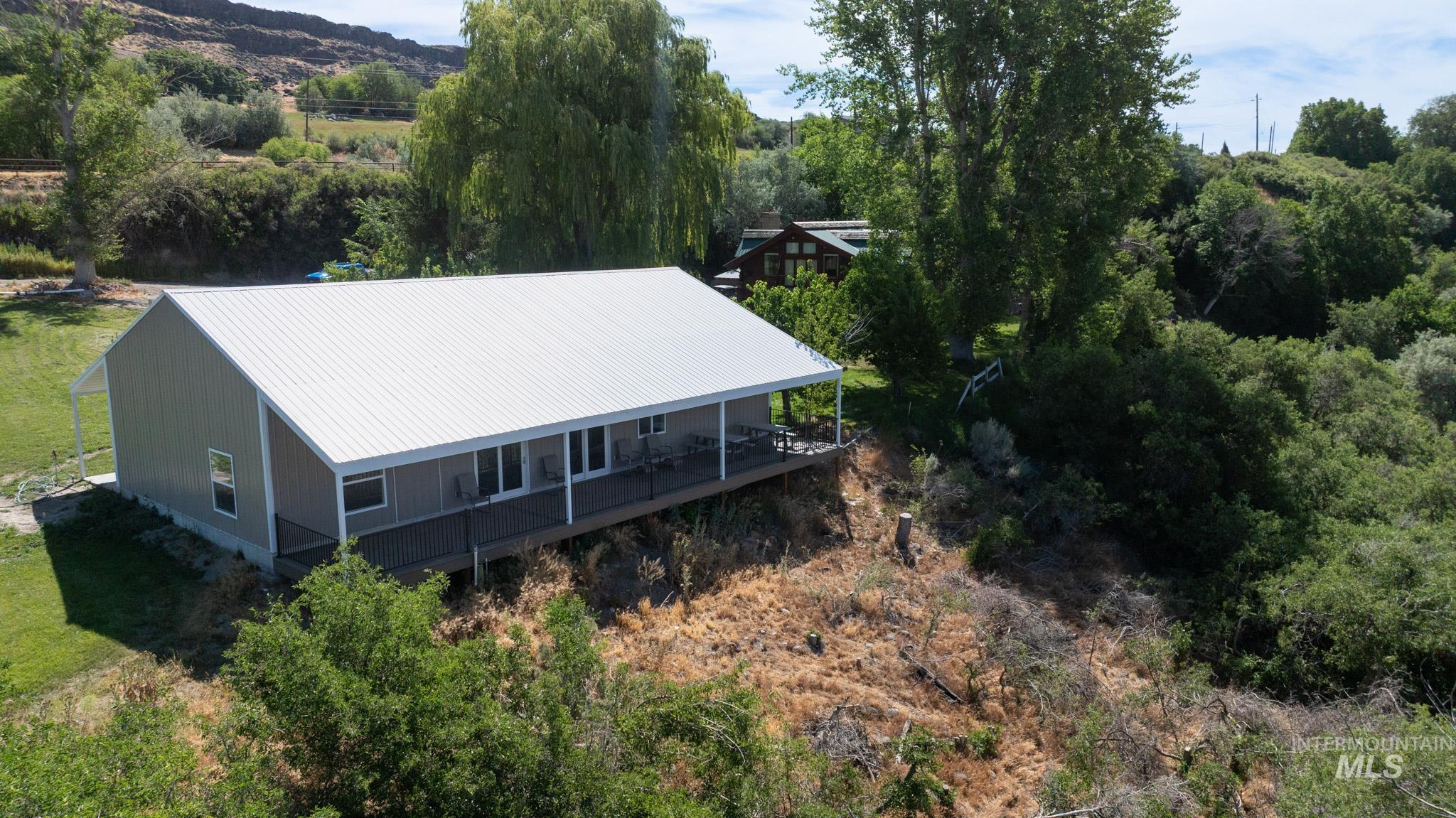 863 Pottery Road Property Photo 16