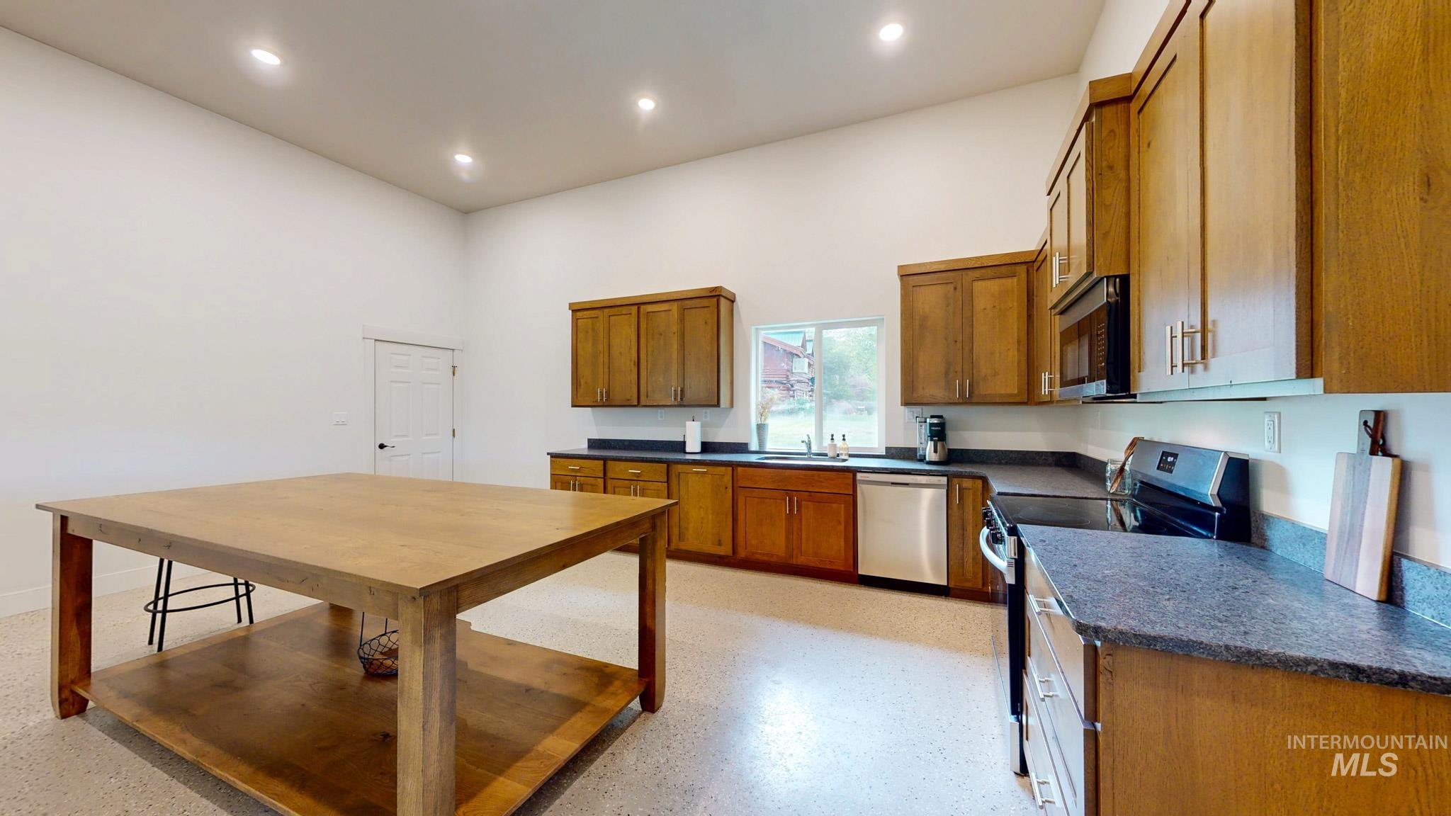 863 Pottery Road Property Photo 20