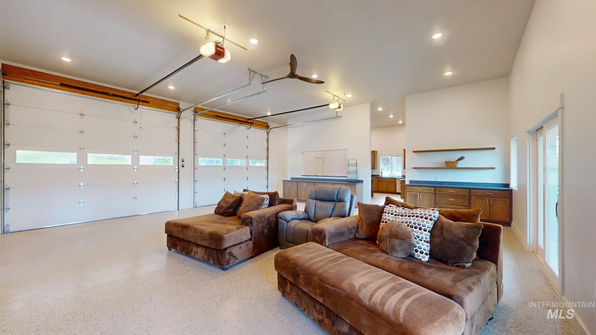 863 Pottery Road Property Photo 24