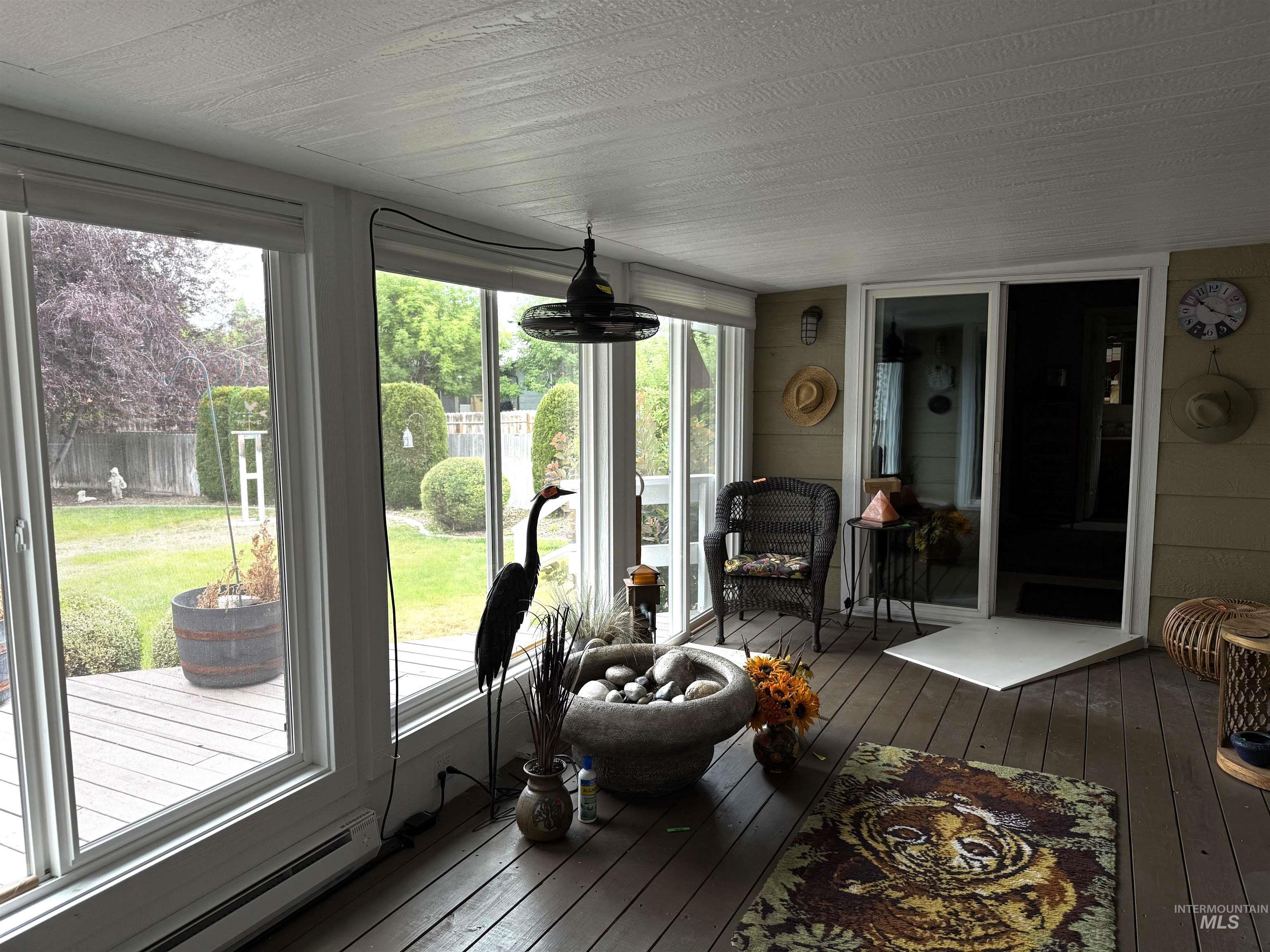 2561 Indian Trail Property Photo 17
