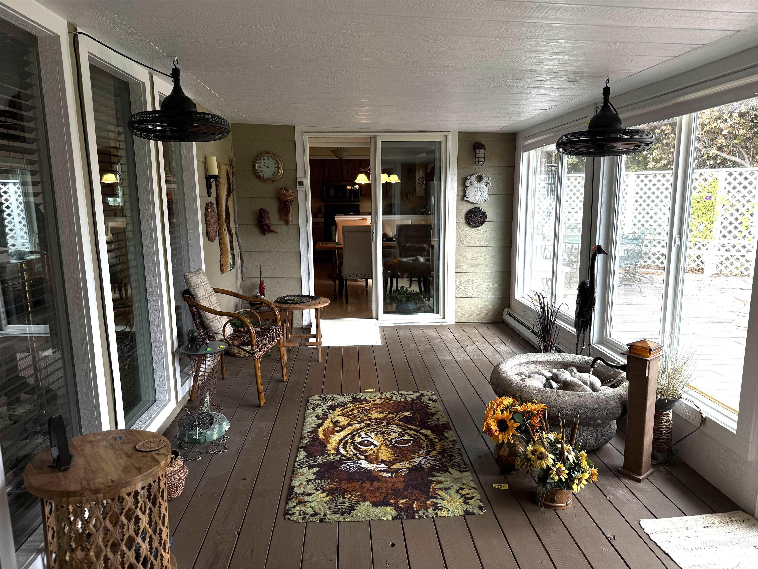 2561 Indian Trail Property Photo 17