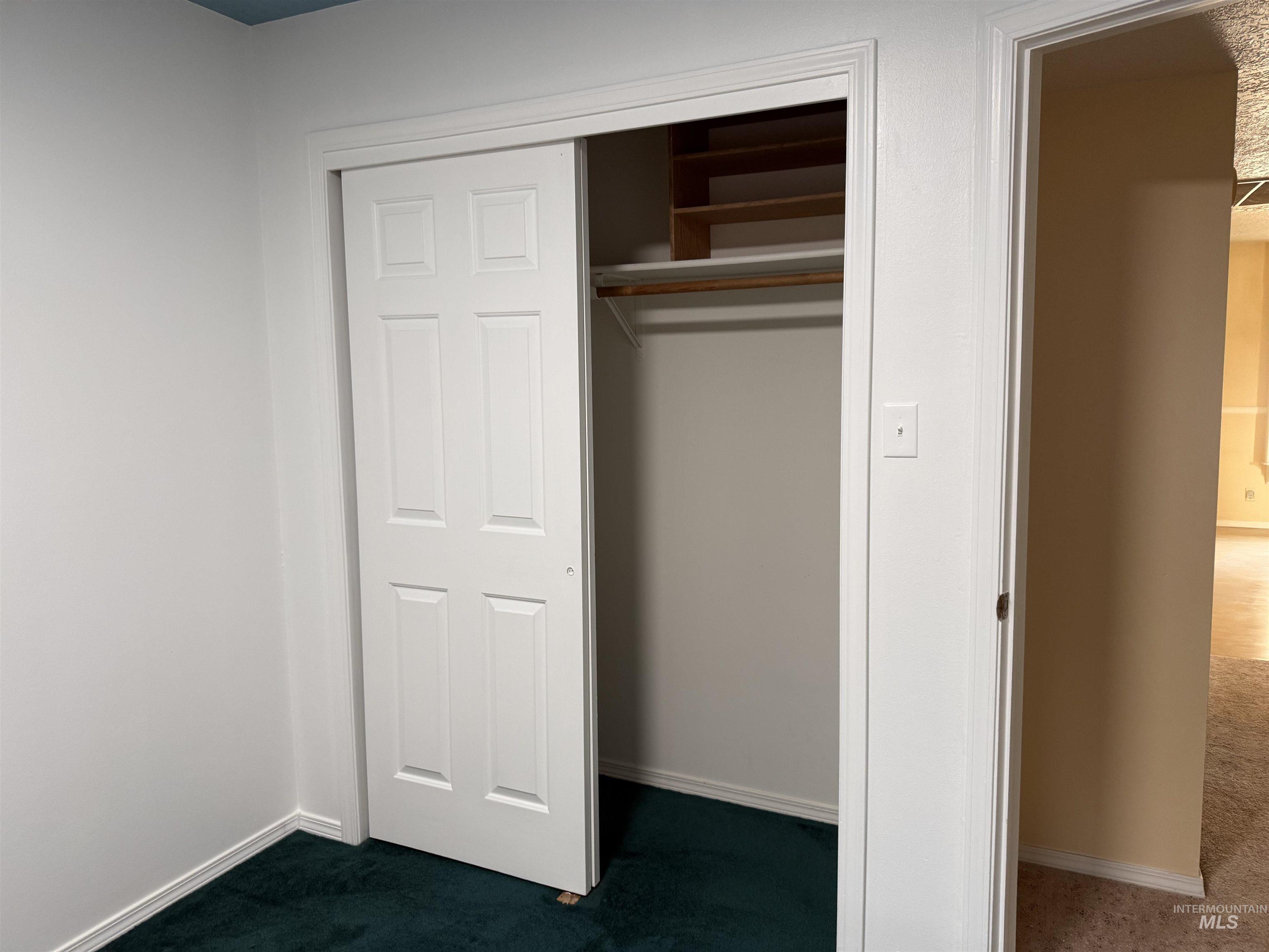 2561 Indian Trail Property Photo 23