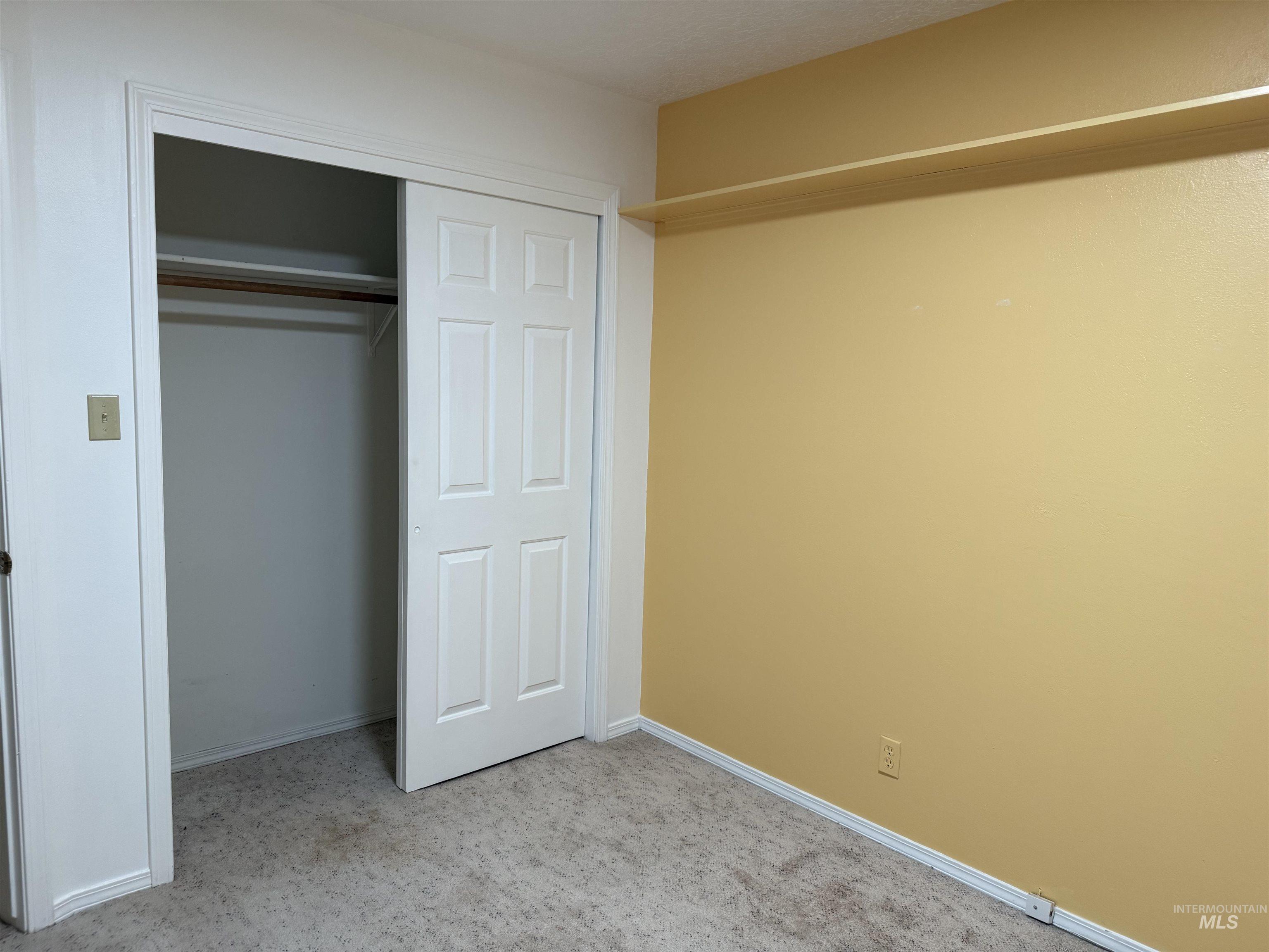 2561 Indian Trail Property Photo 25