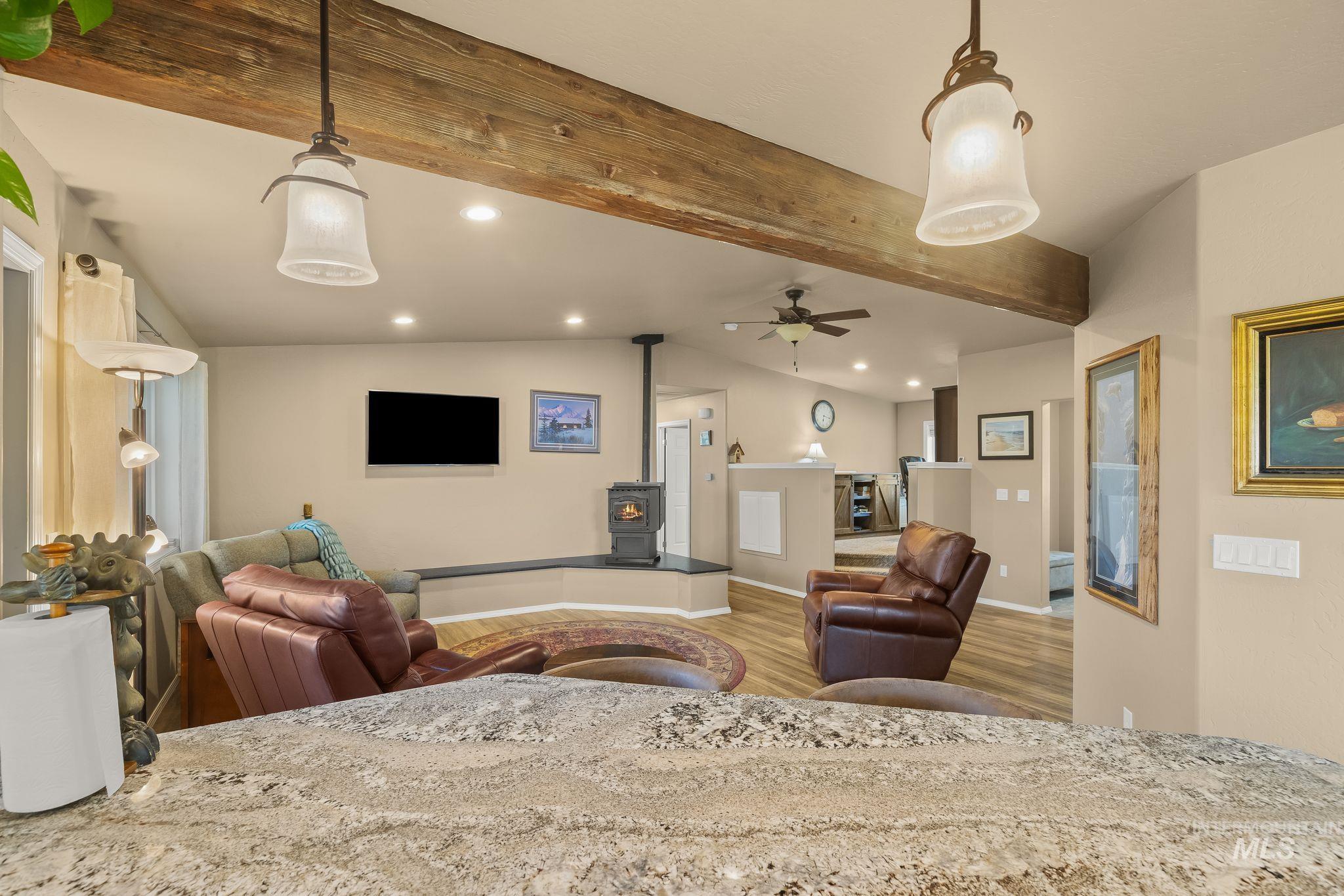 435 River Pointe Property Photo 14