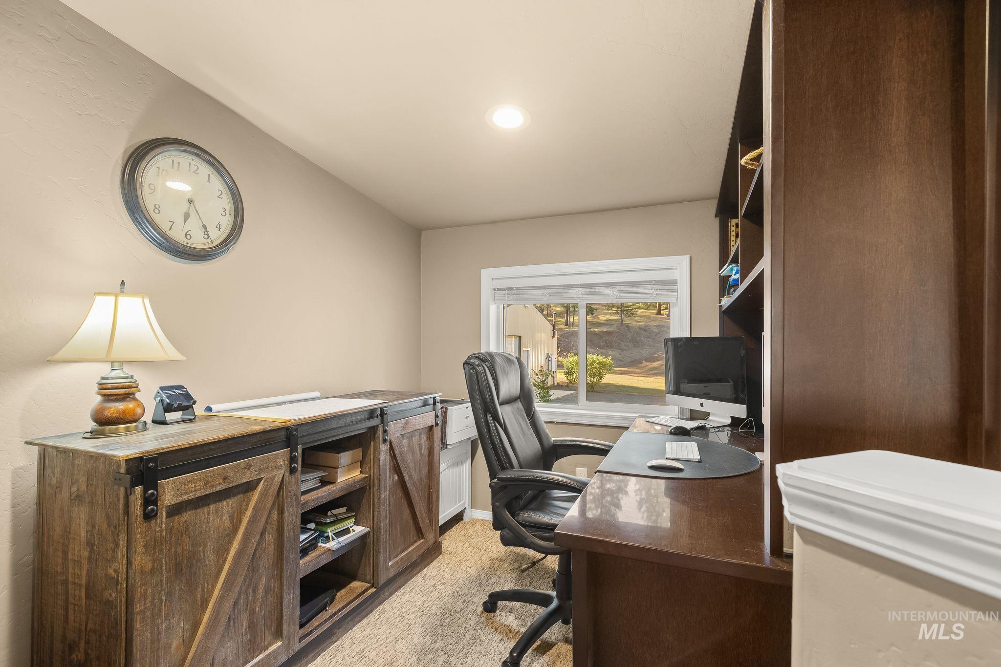 435 River Pointe Property Photo 15