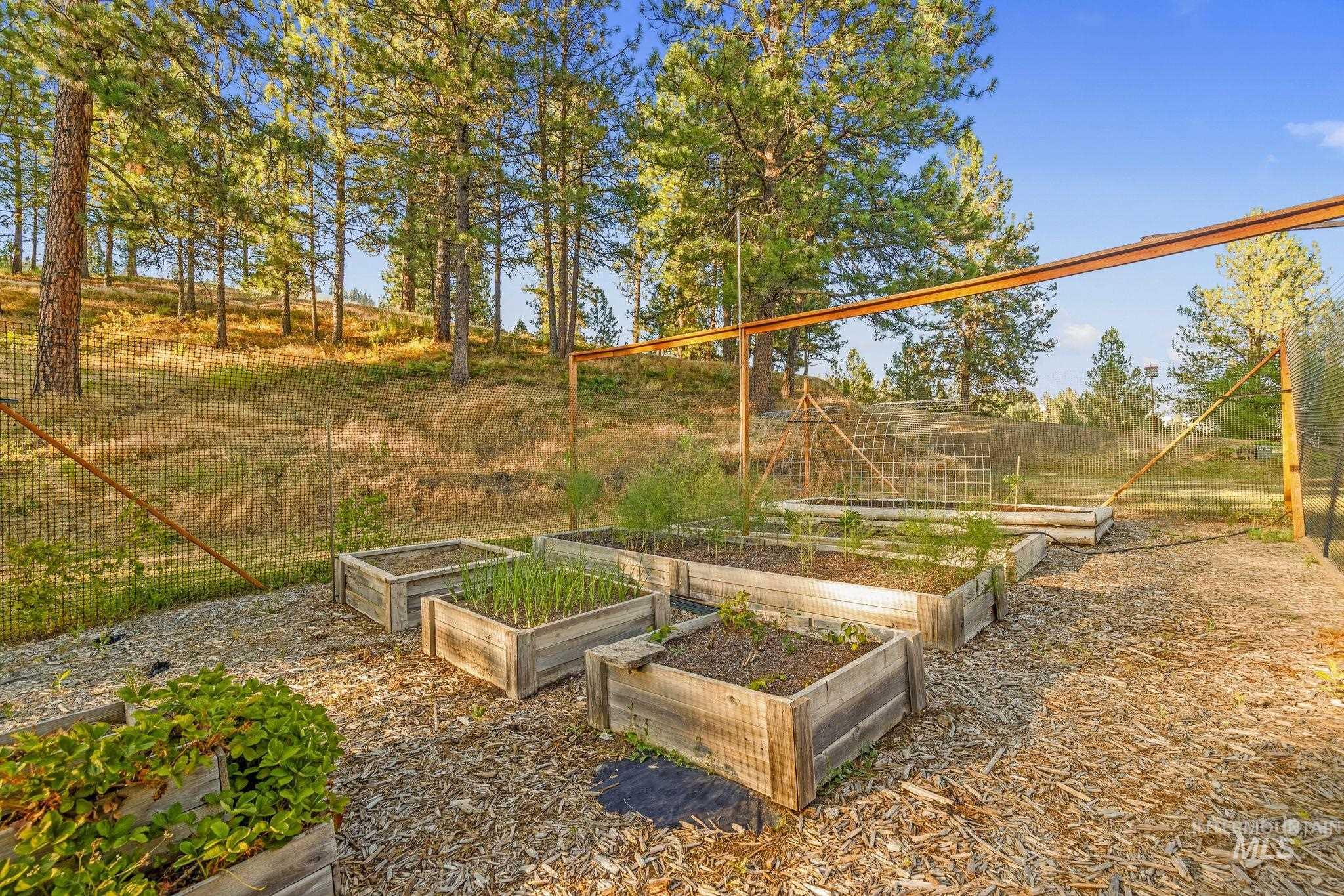 435 River Pointe Property Photo 40