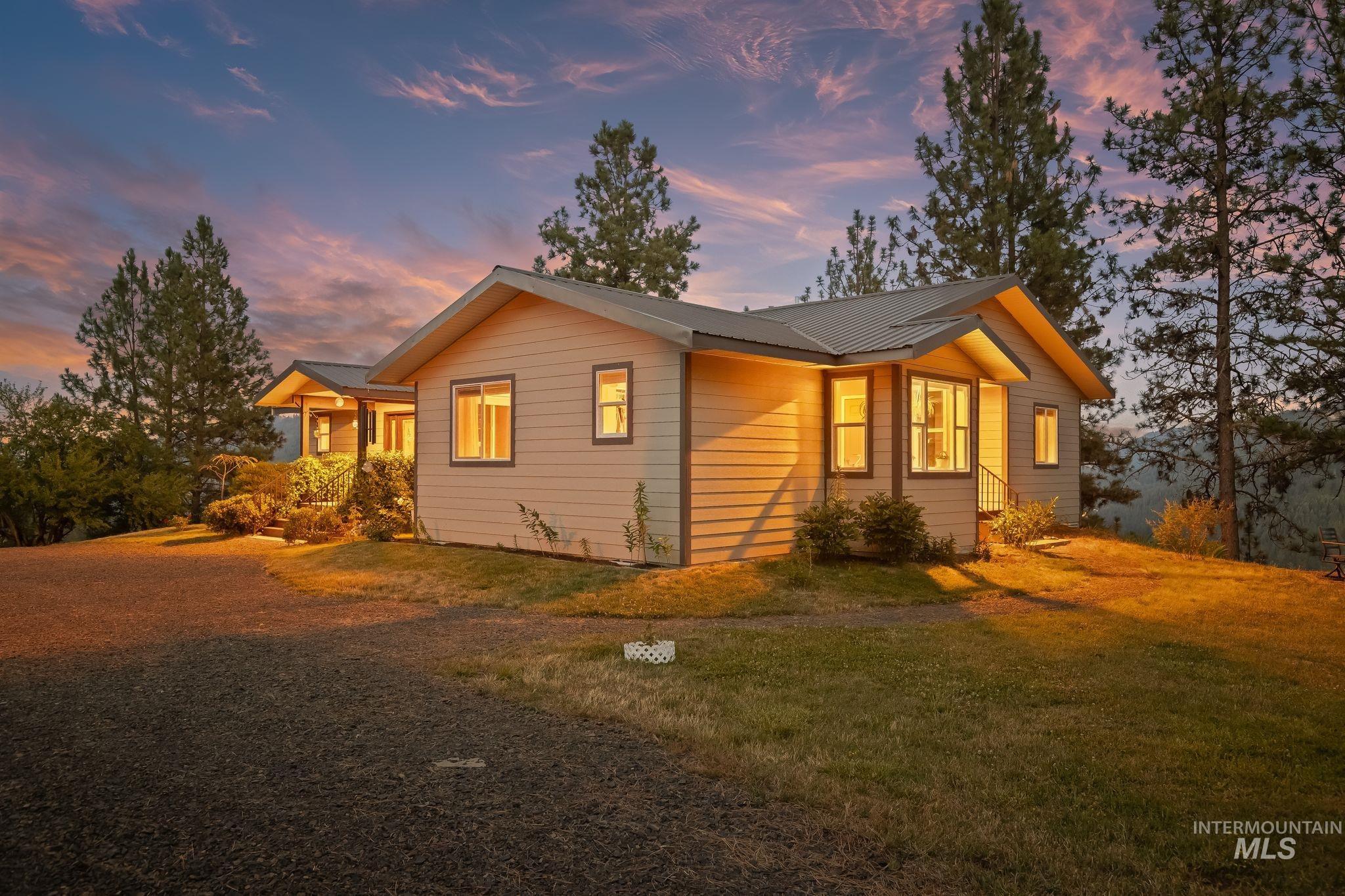 435 River Pointe Property Photo 44