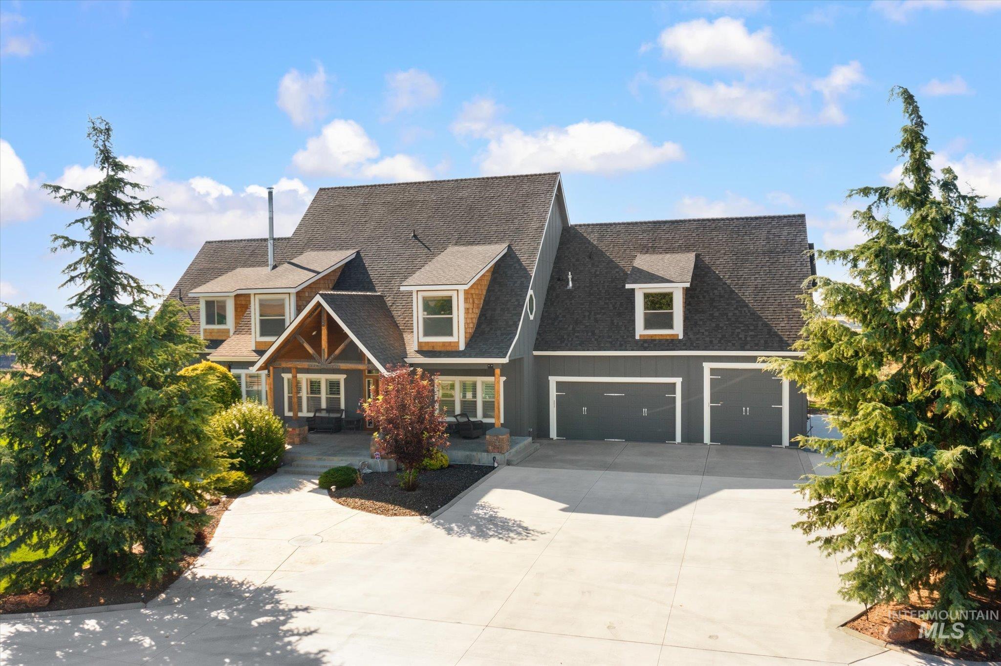 24746 Star Crest Ct Property Photo 5