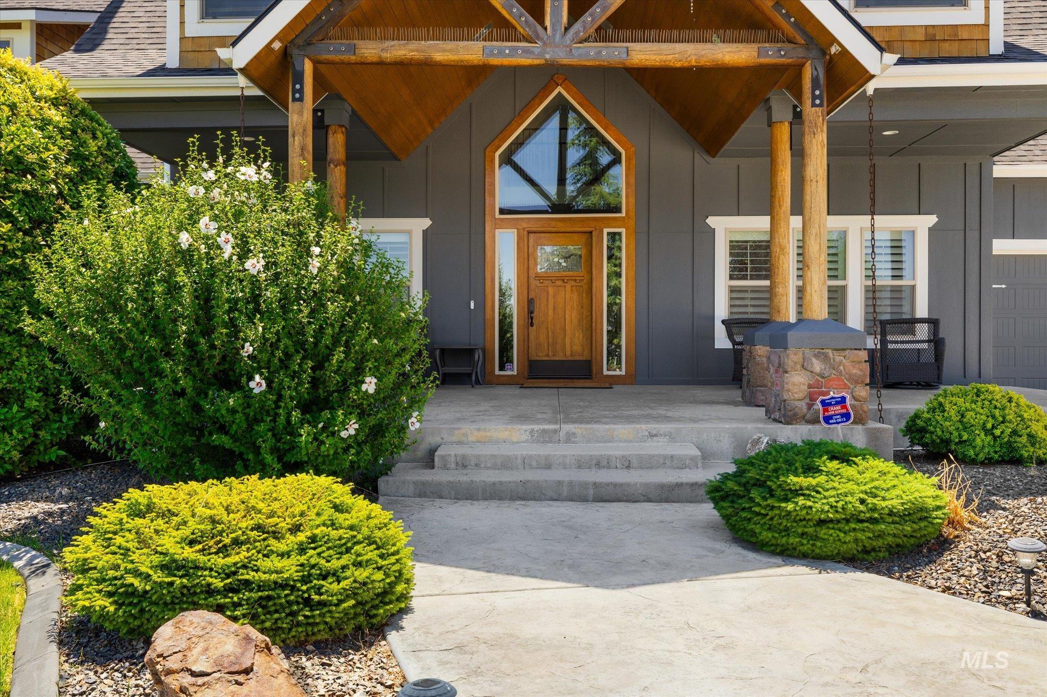24746 Star Crest Ct Property Photo 7