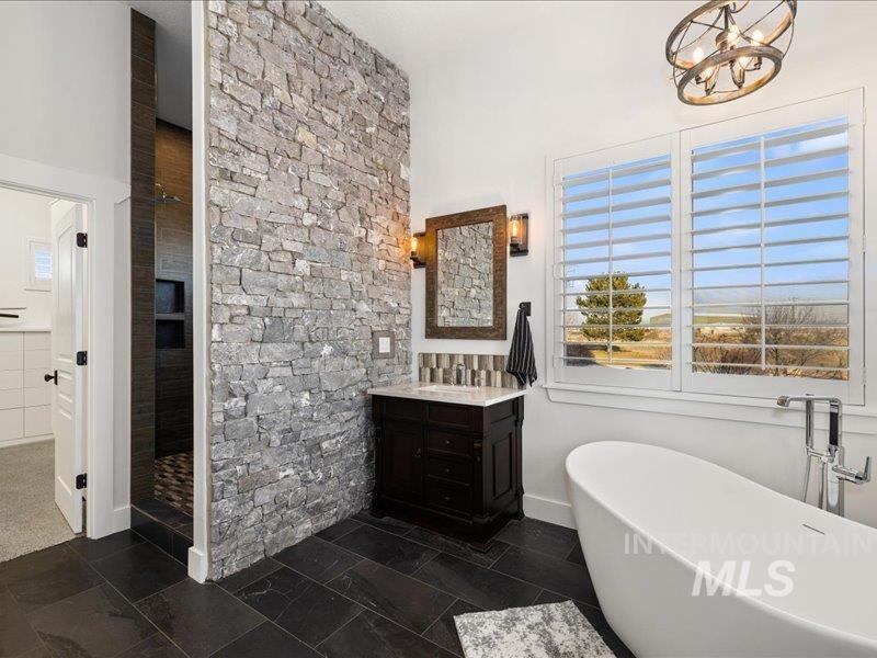 24746 Star Crest Ct Property Photo 24