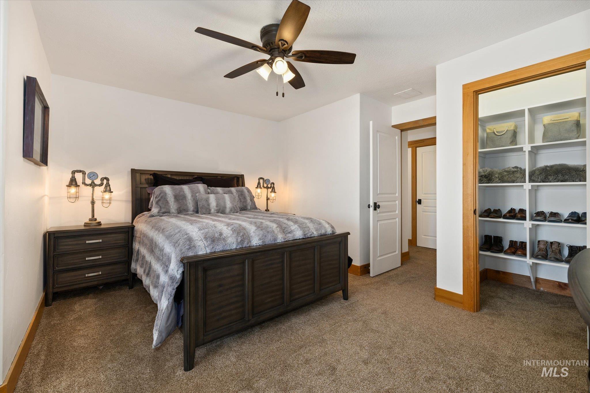 24746 Star Crest Ct Property Photo 35