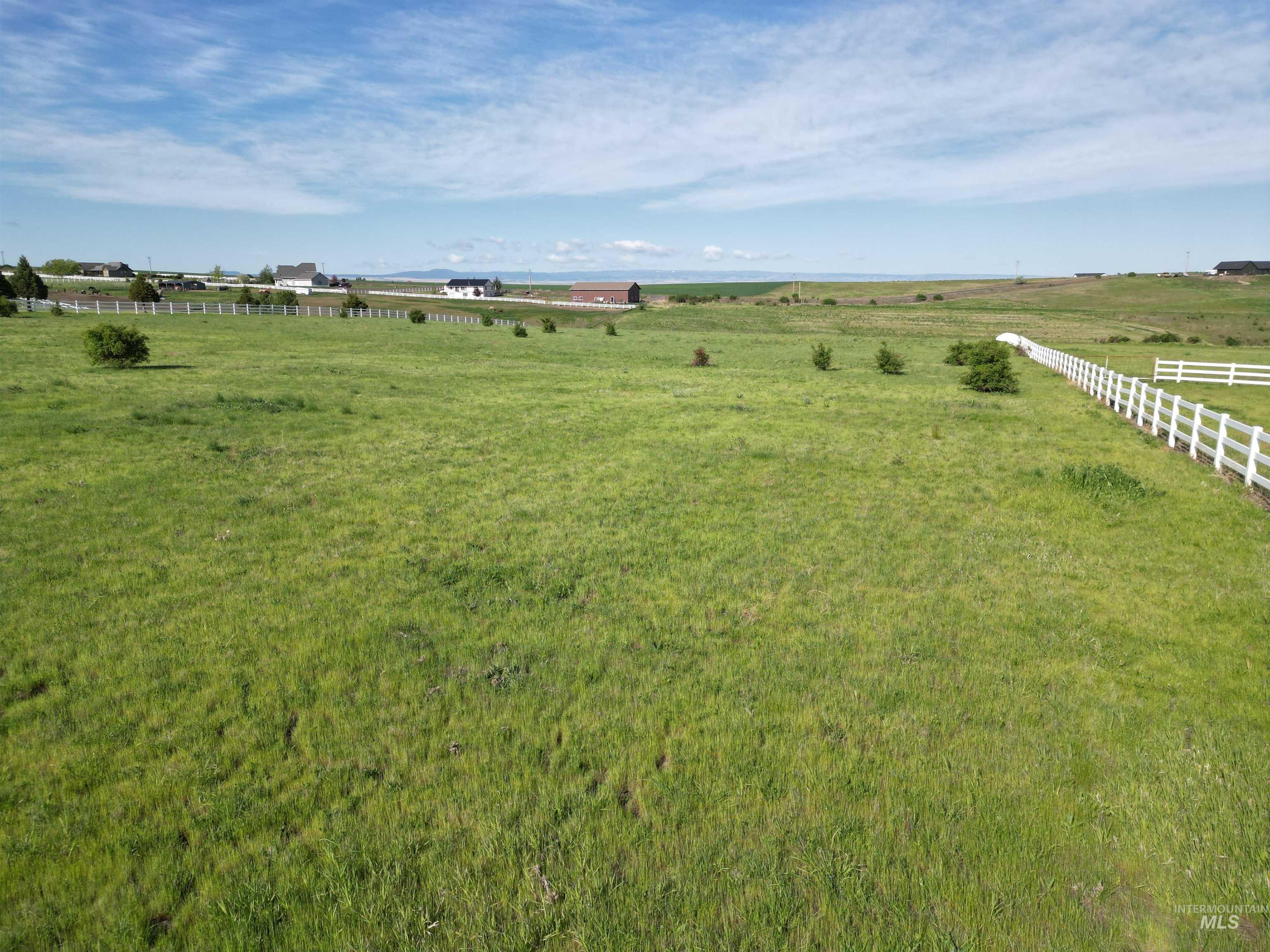 35122 Powell Rd Property Photo 7