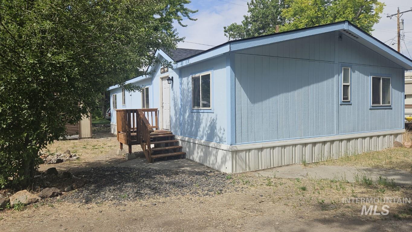 4210 State St Property Photo 1