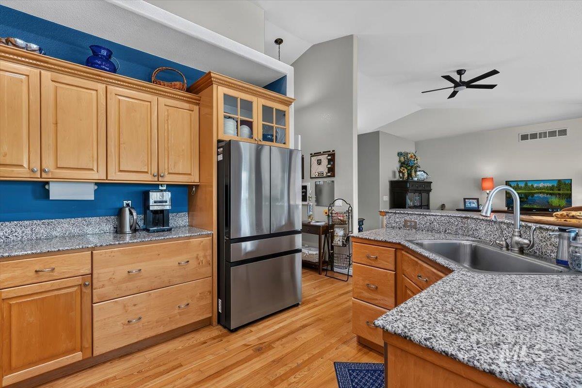 1970 E Dunwoody Ct. Property Photo 11