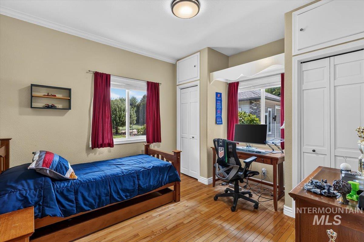 1970 E Dunwoody Ct. Property Photo 20