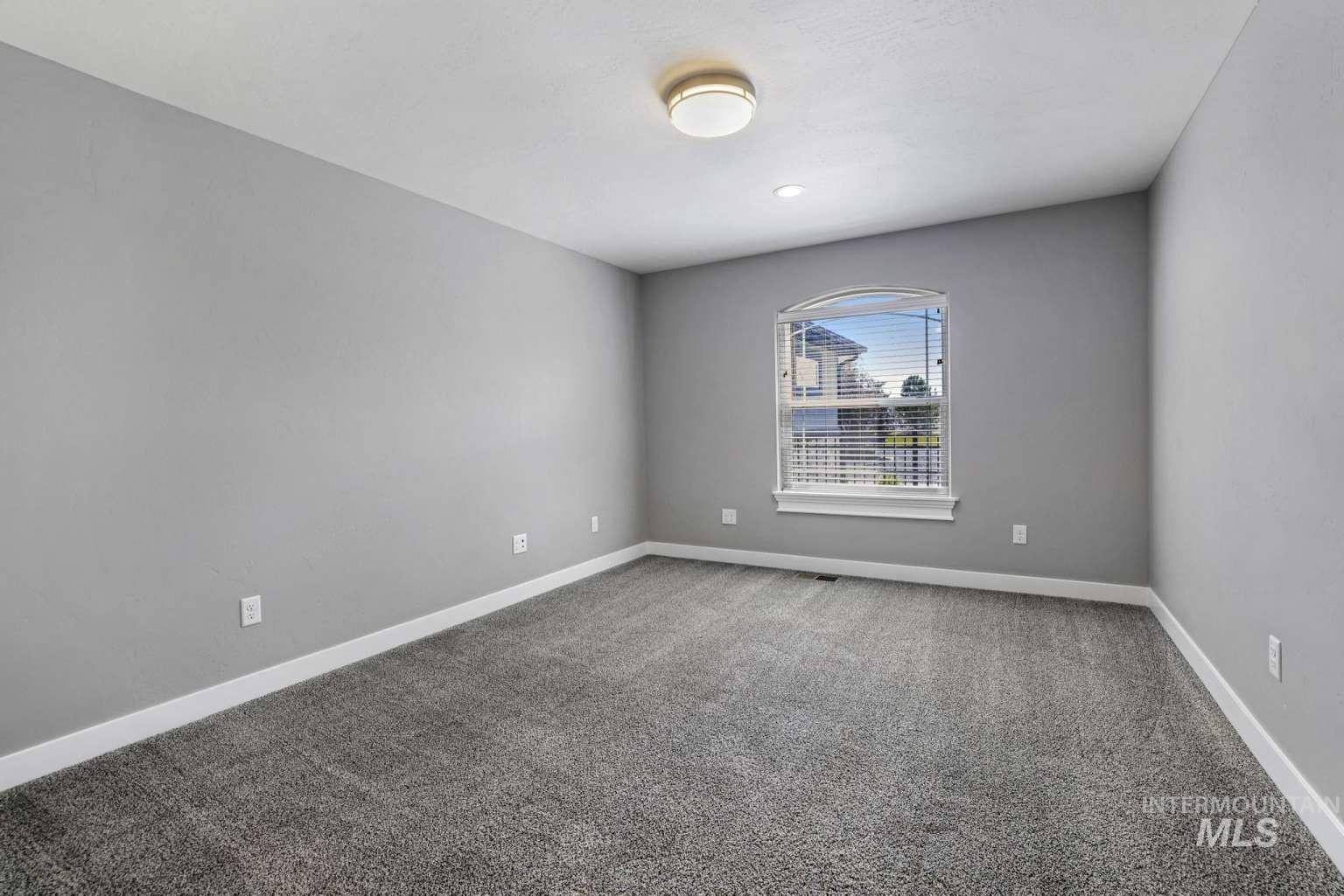 3847 N Glasswing Dr Property Photo 19
