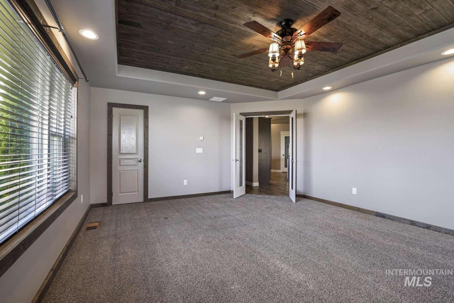 3847 N Glasswing Dr Property Photo 23