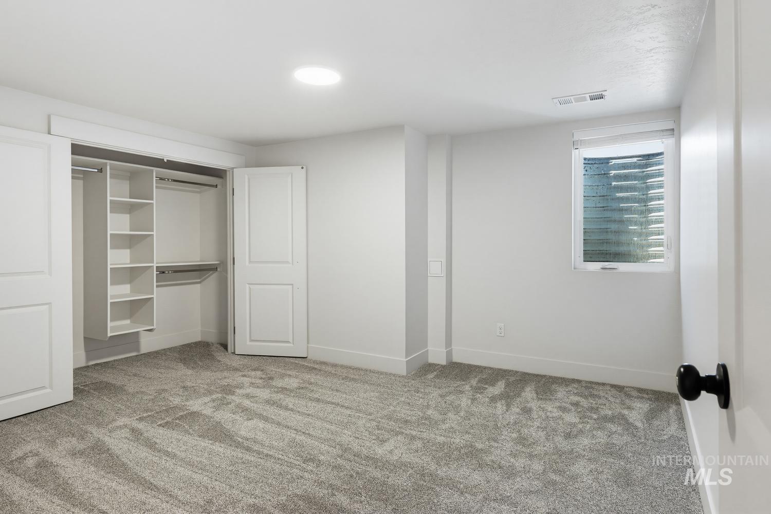2411 Washington Ave Property Photo 39