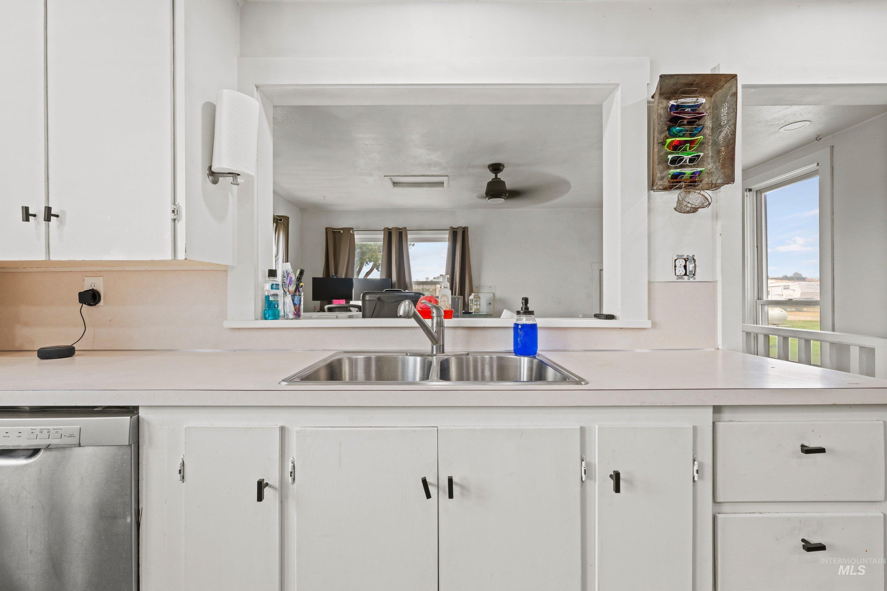 29253 Hwy 18 Property Photo 6