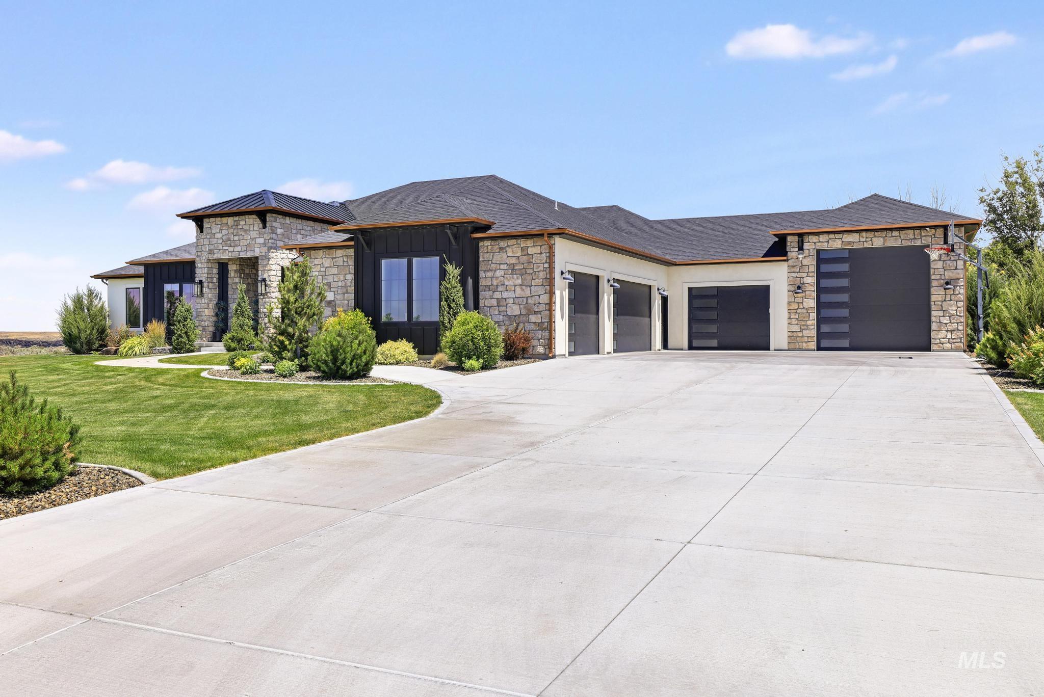 4096 Quail Ridge Drive Property Photo 2