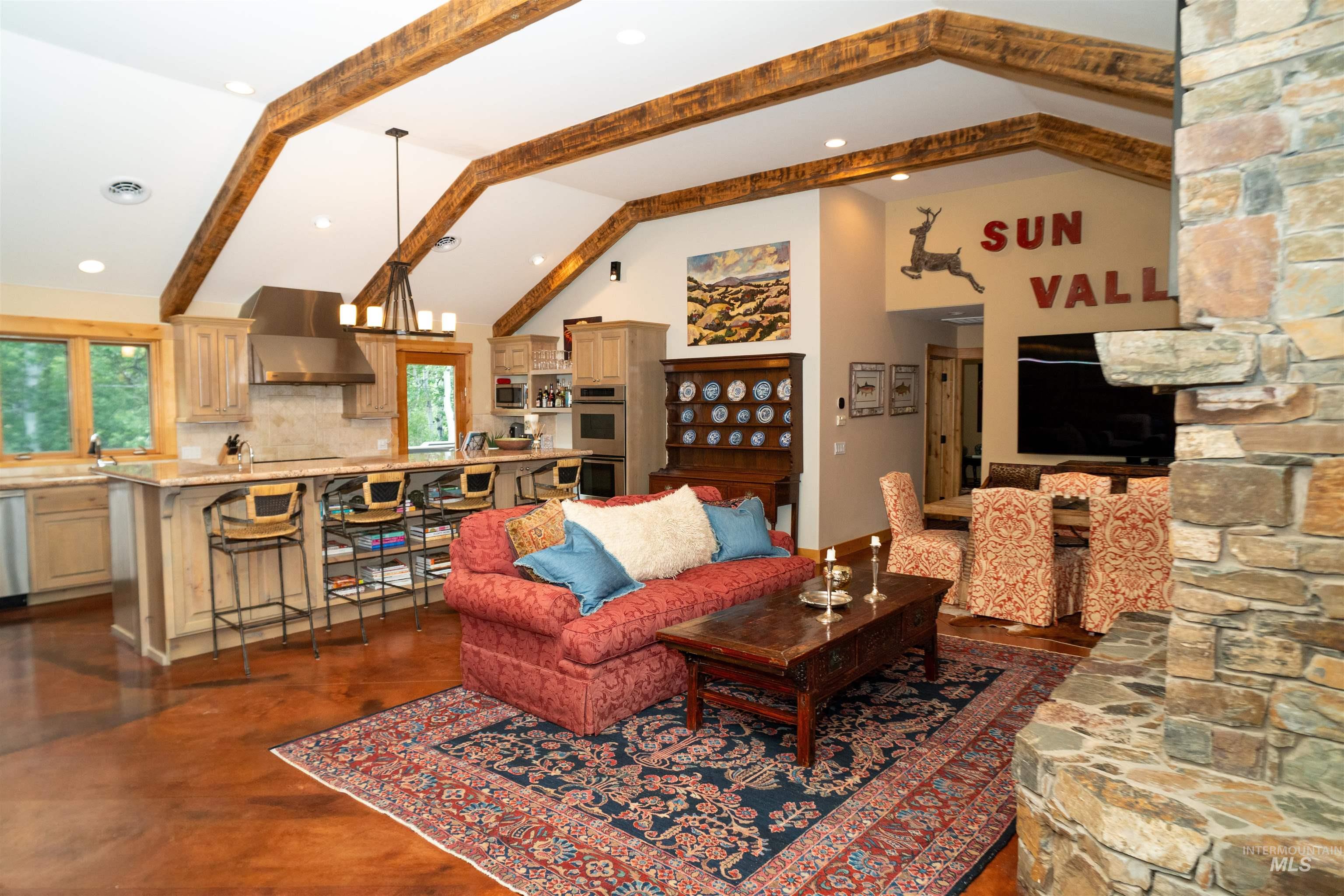 210 Eagle Creek Loop Property Photo 7