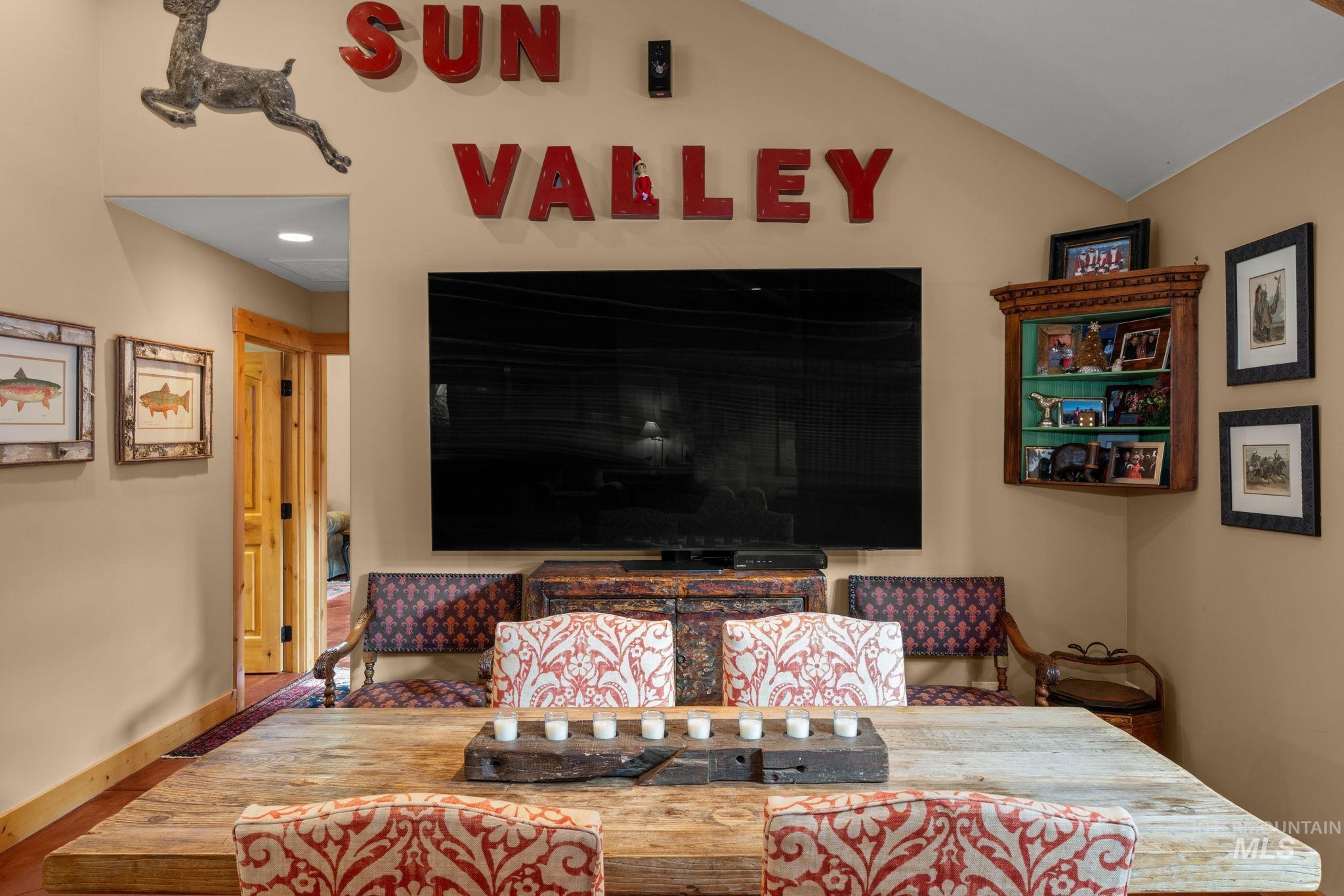 210 Eagle Creek Loop Property Photo 14