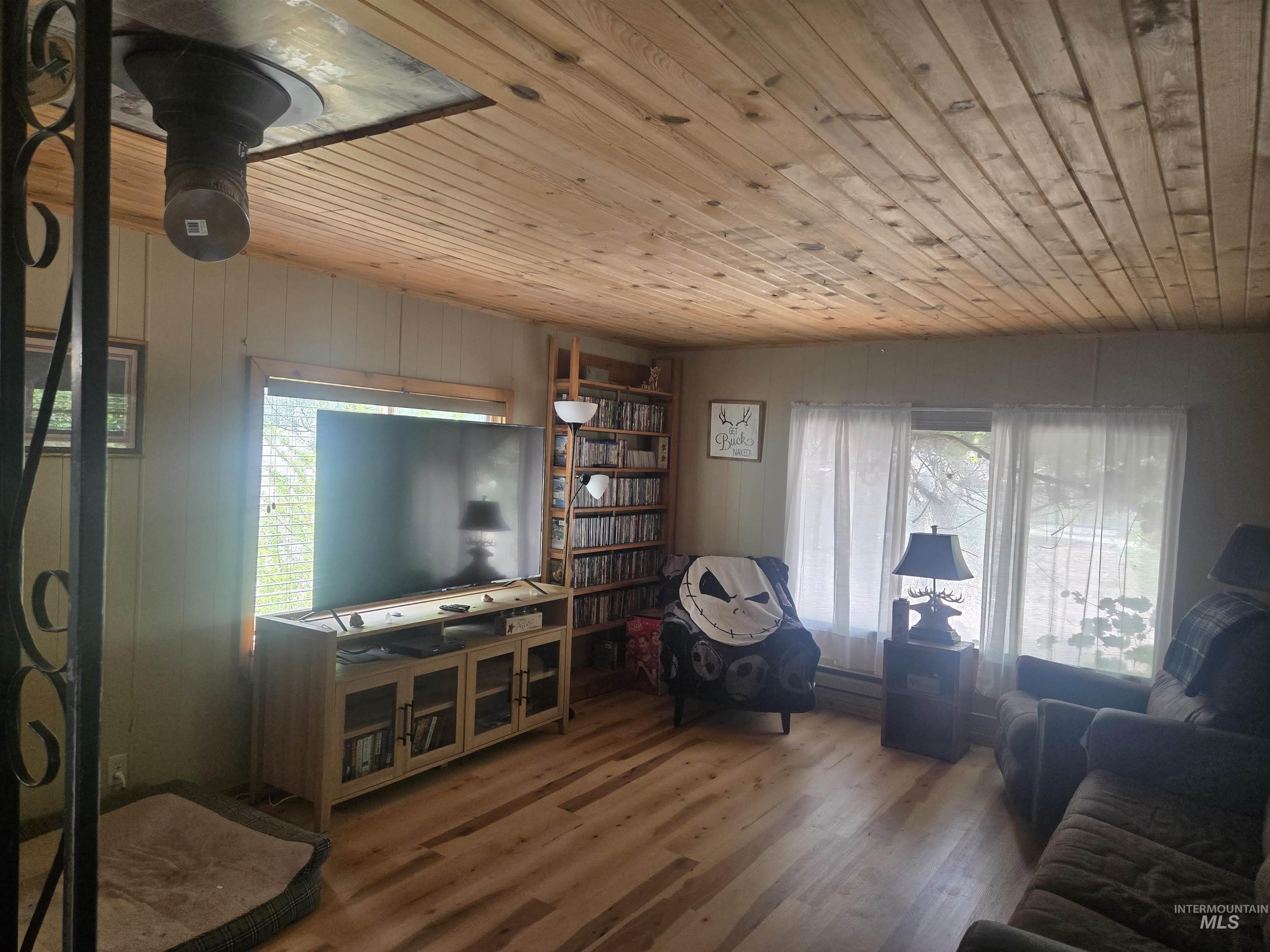 58388 River Run Lane Property Photo 3