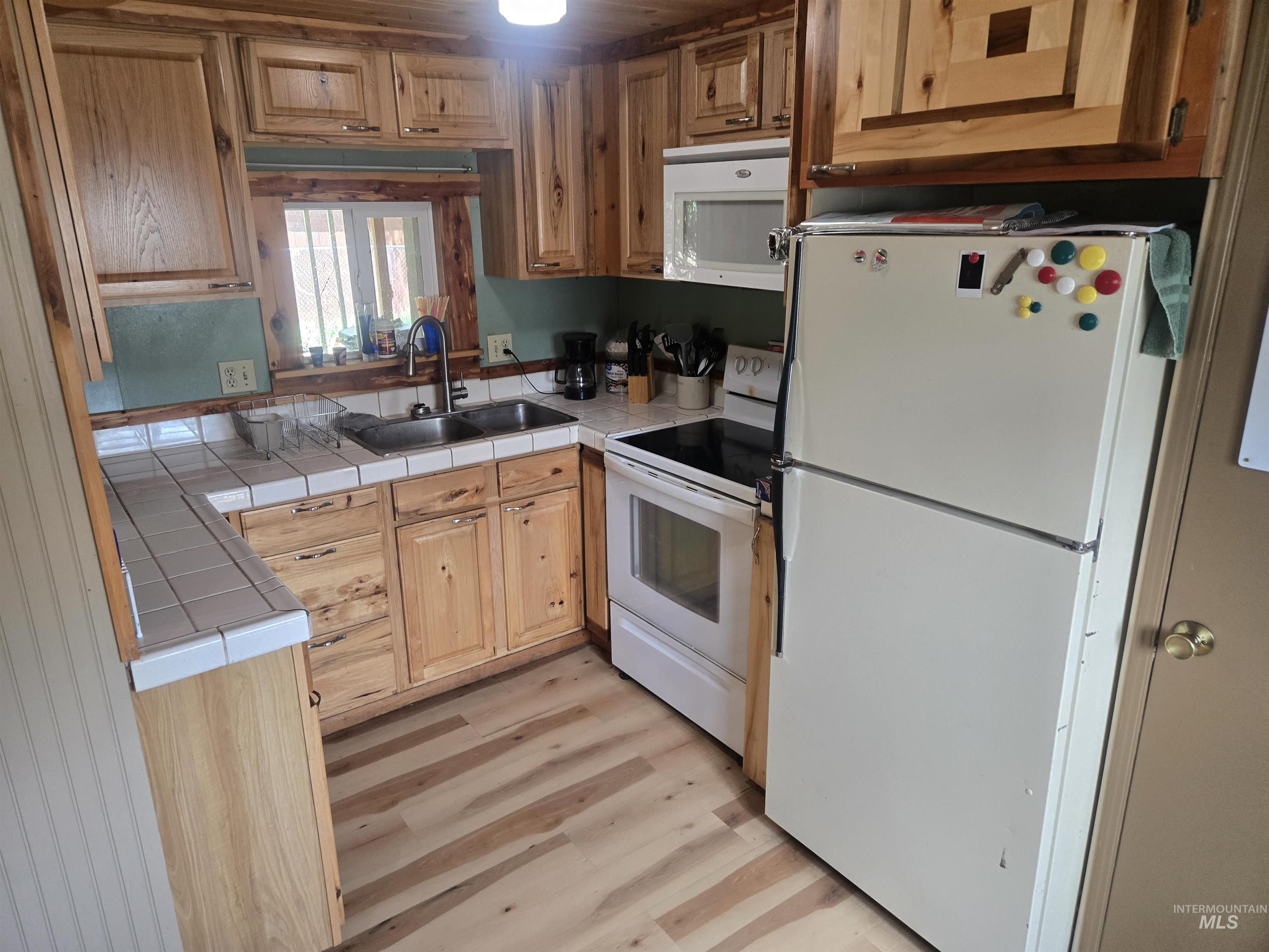 58388 River Run Lane Property Photo 4