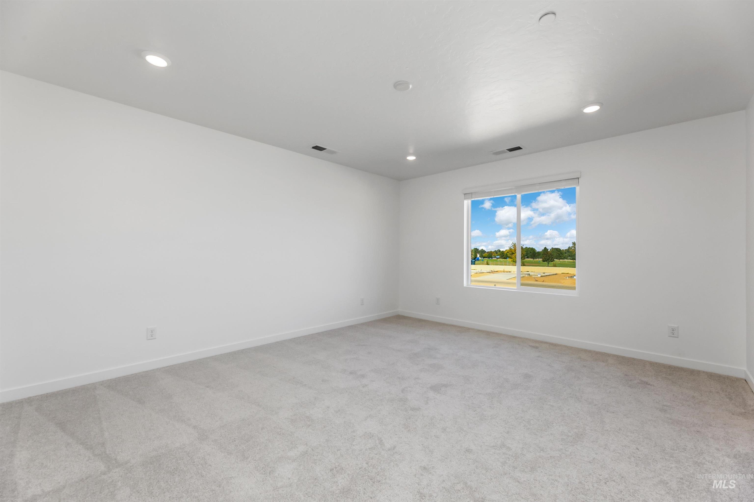 2713 Fall Line St Property Photo 13