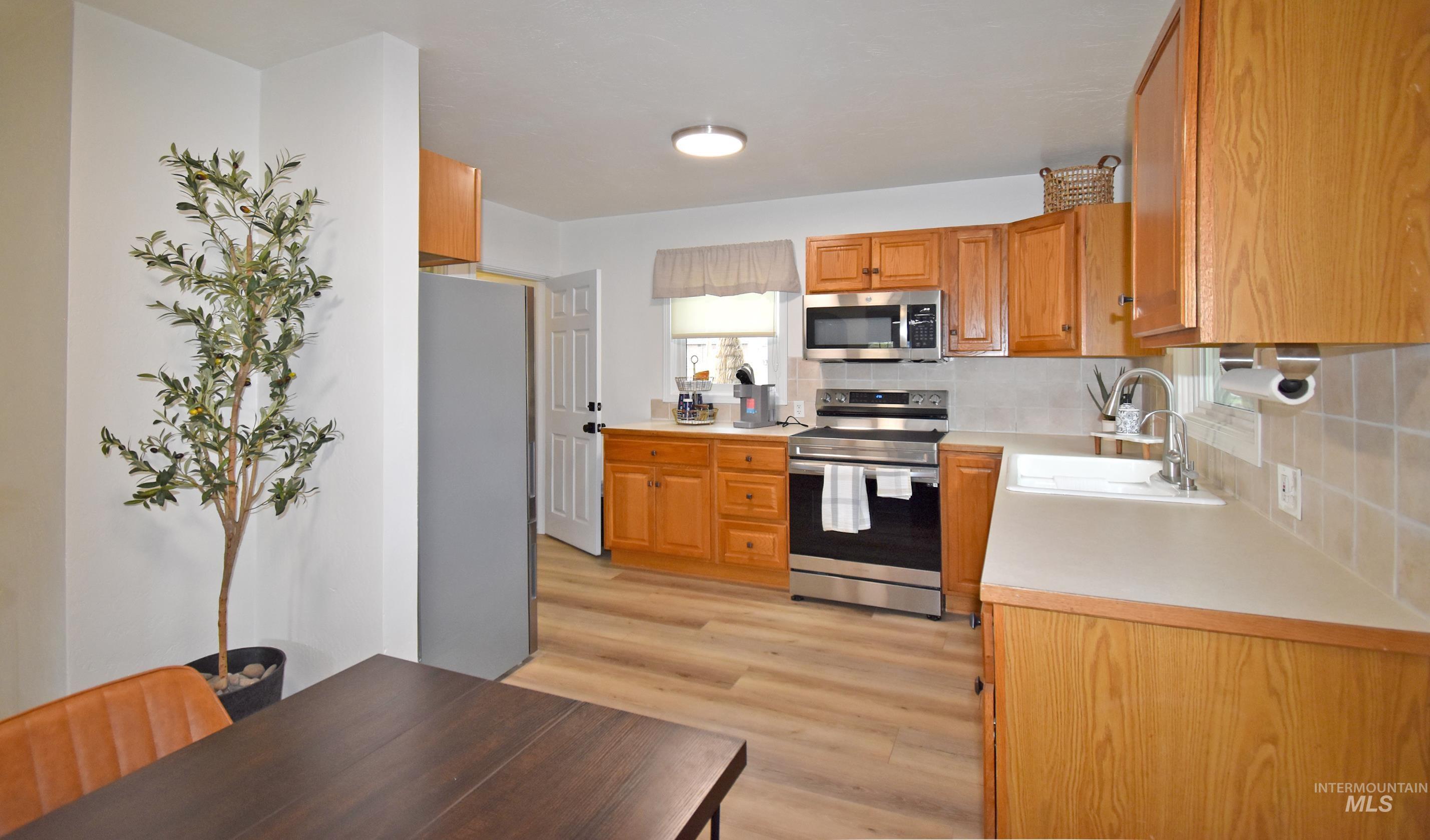 414 3rd Avenue Property Photo 14