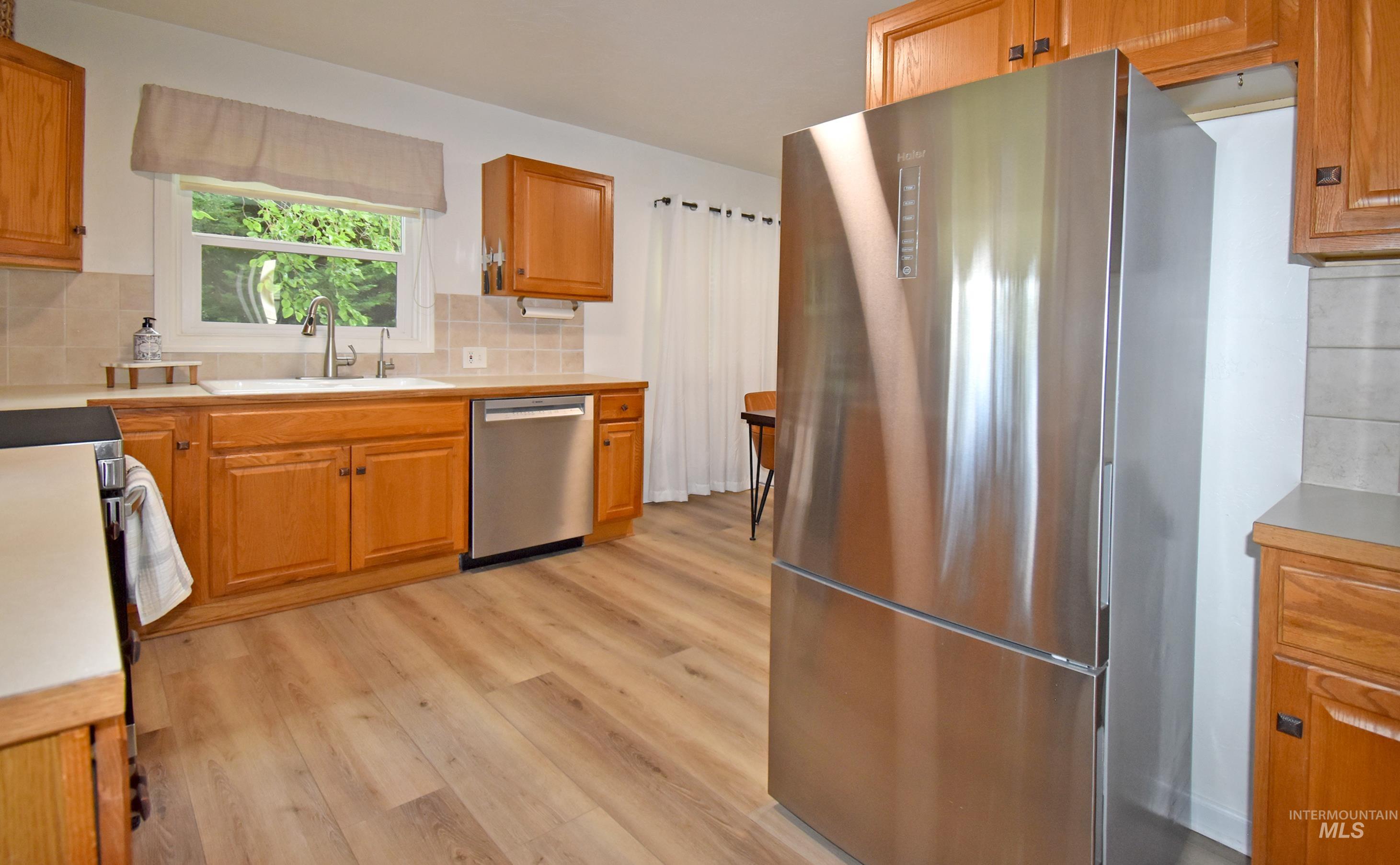 414 3rd Avenue Property Photo 18
