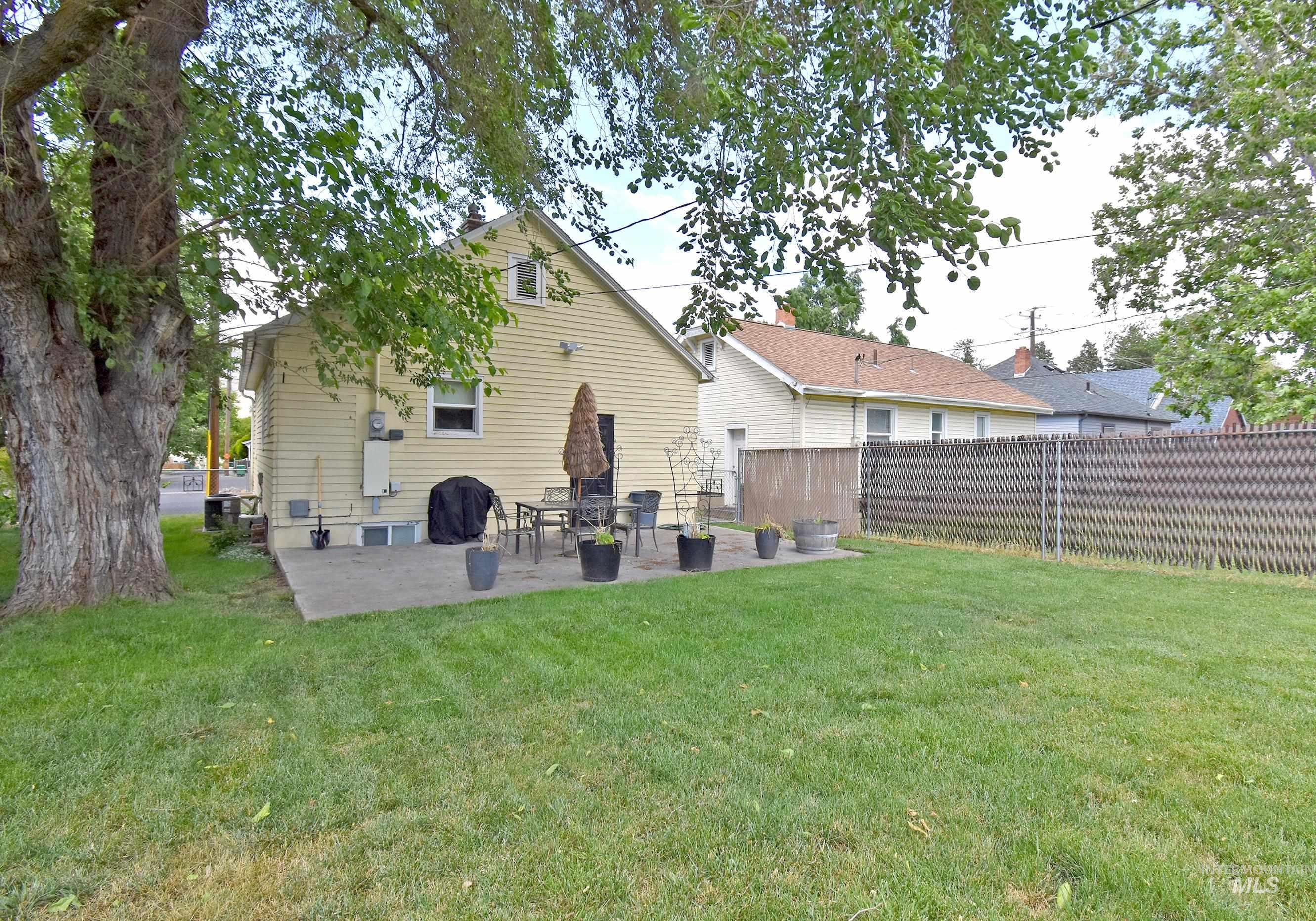 414 3rd Avenue Property Photo 40