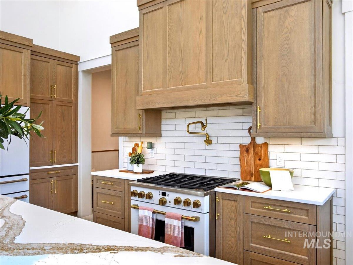 4301 Harmony Ln Property Photo 17