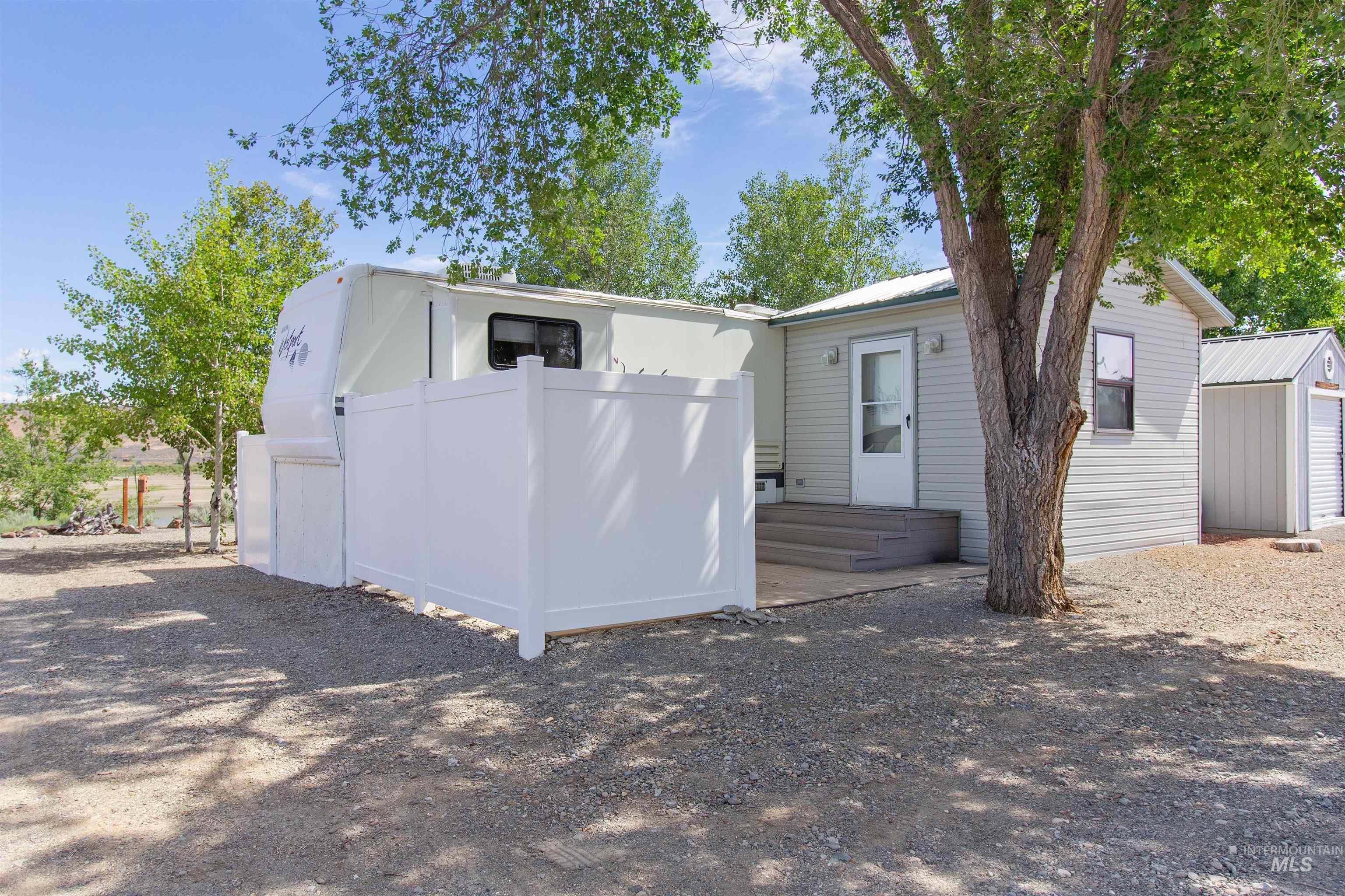 106 W Magic Dr Property Photo 41