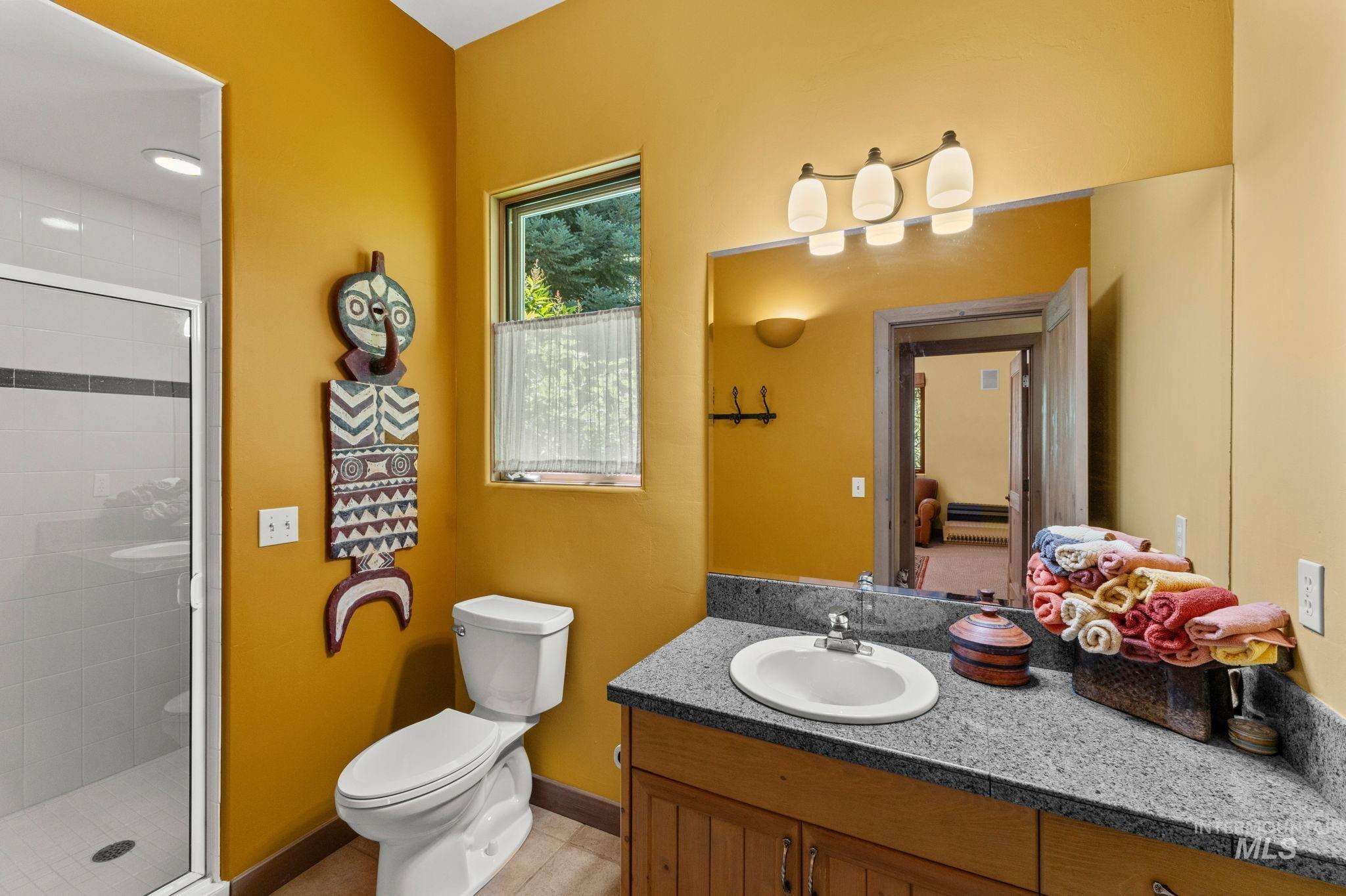 210 Timberline Rd Property Photo 11