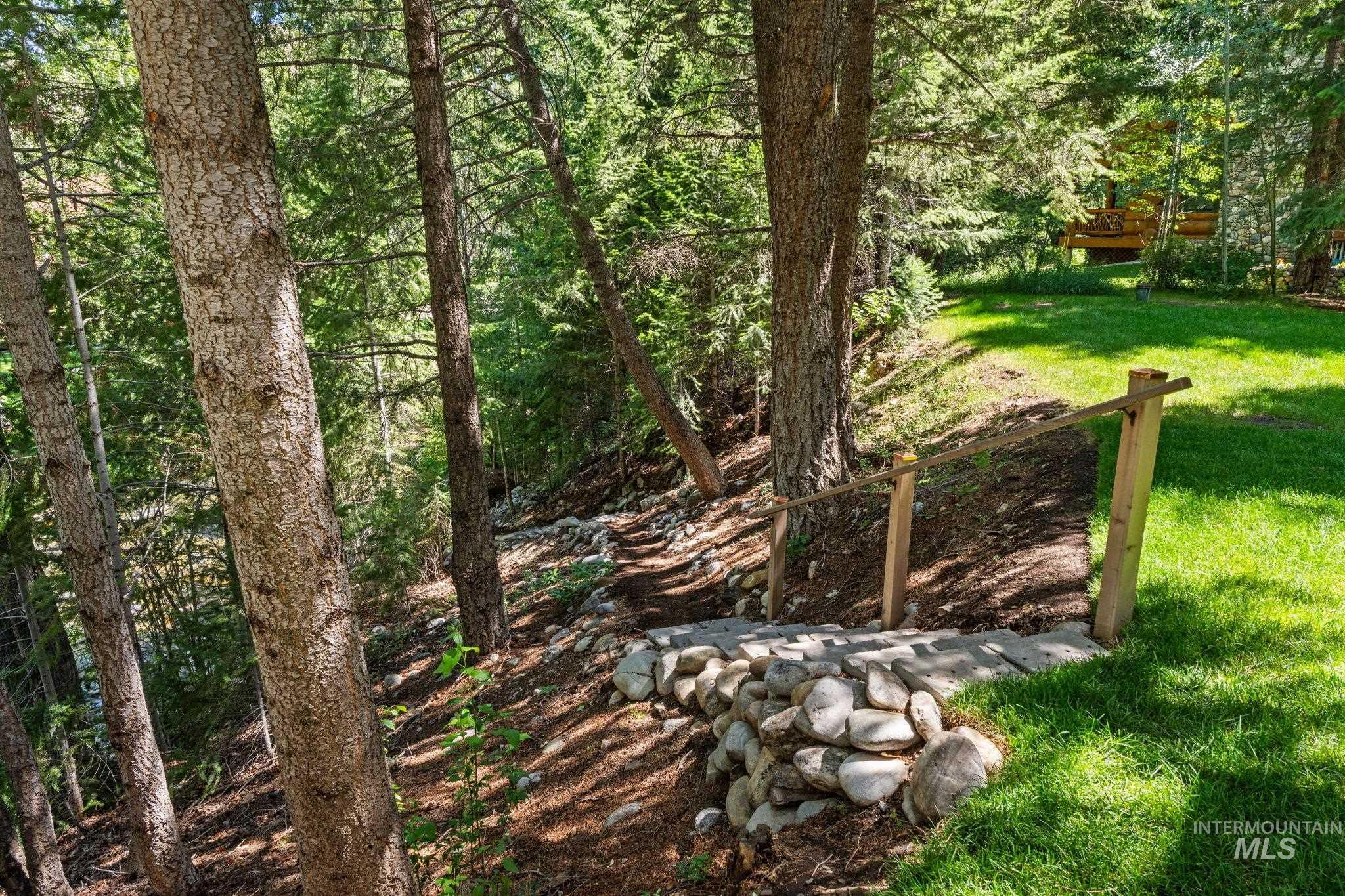 210 Timberline Rd Property Photo 34