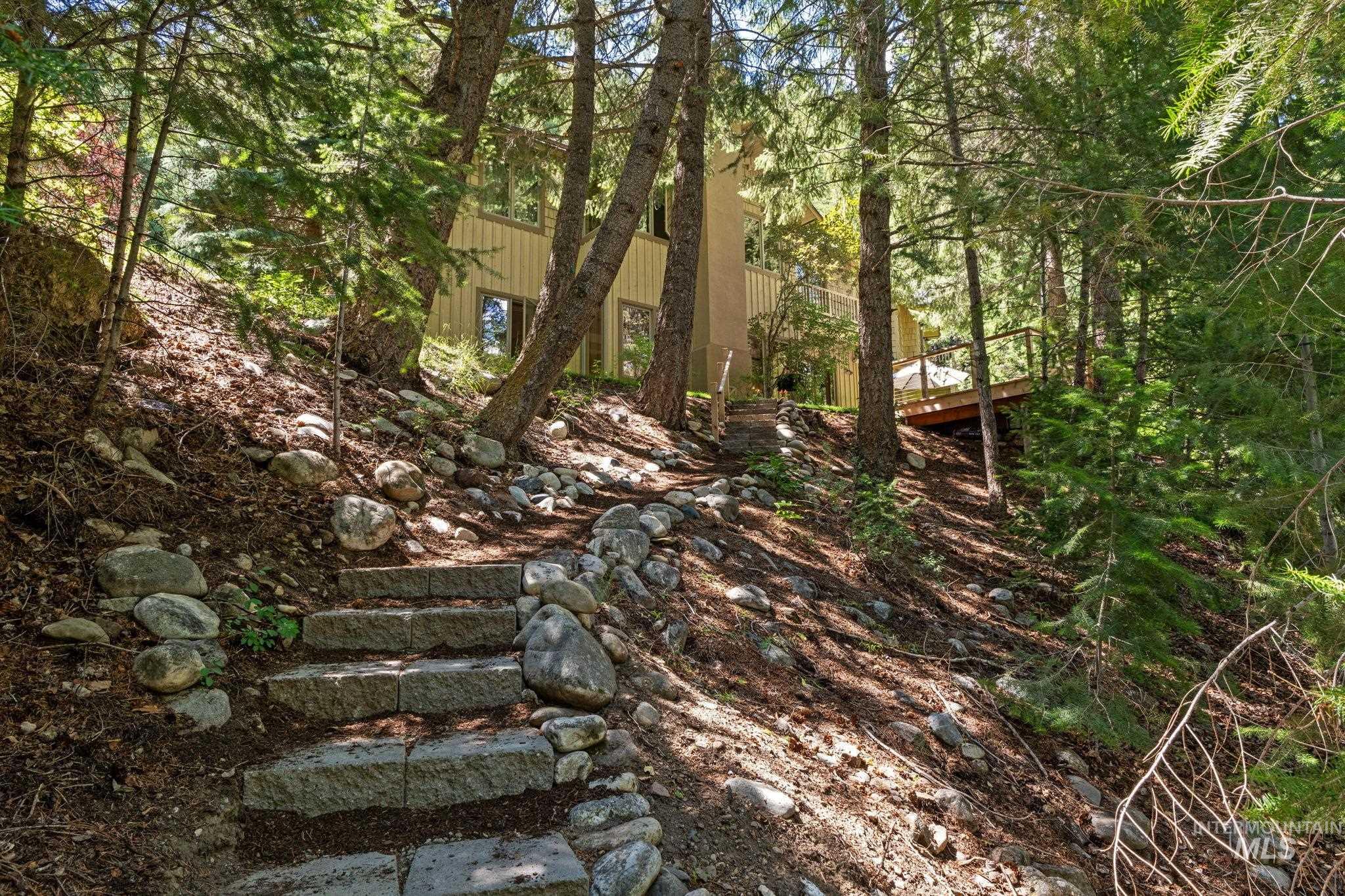 210 Timberline Rd Property Photo 37