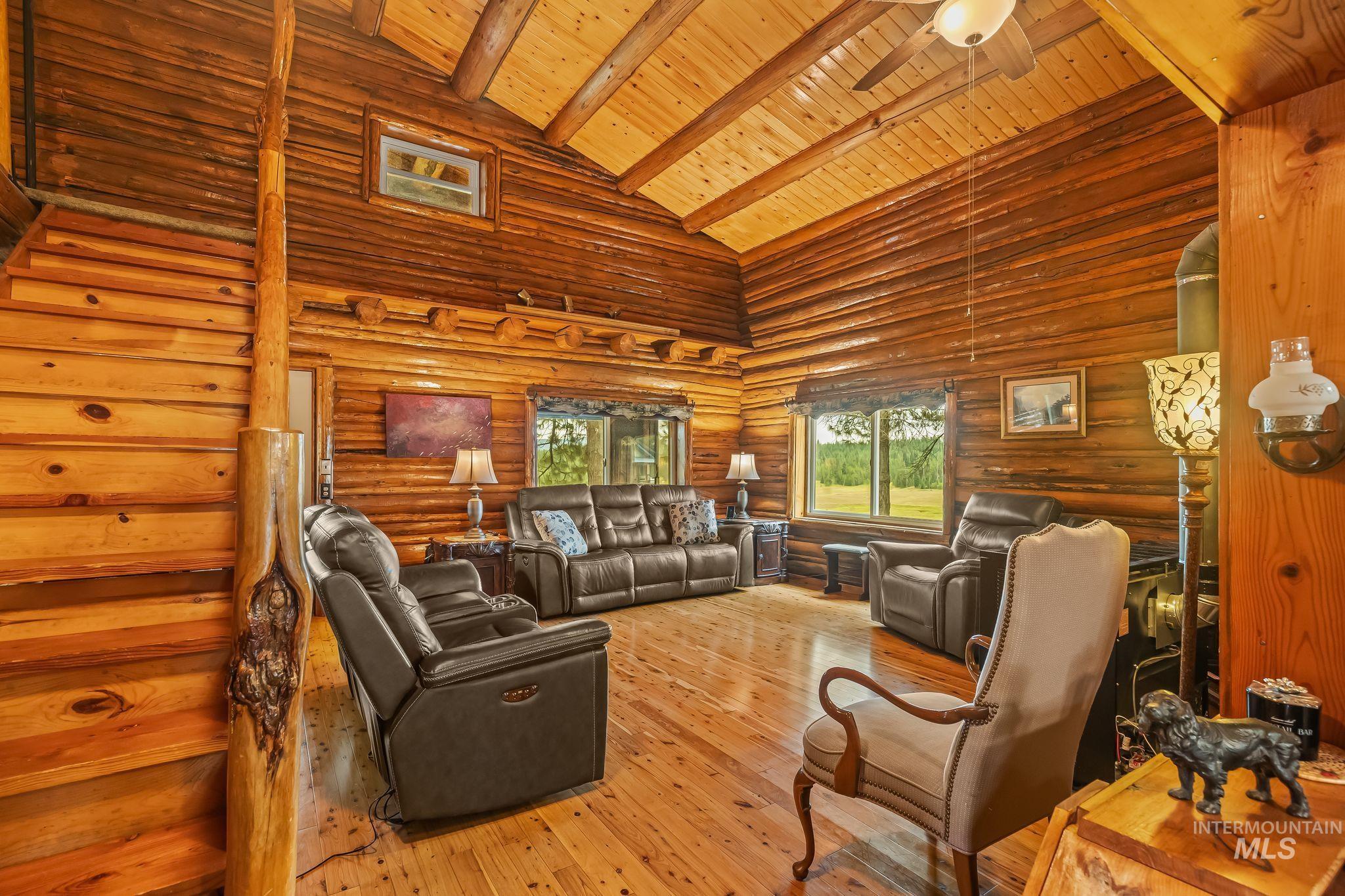 500 Maxwell Lane Property Photo 20